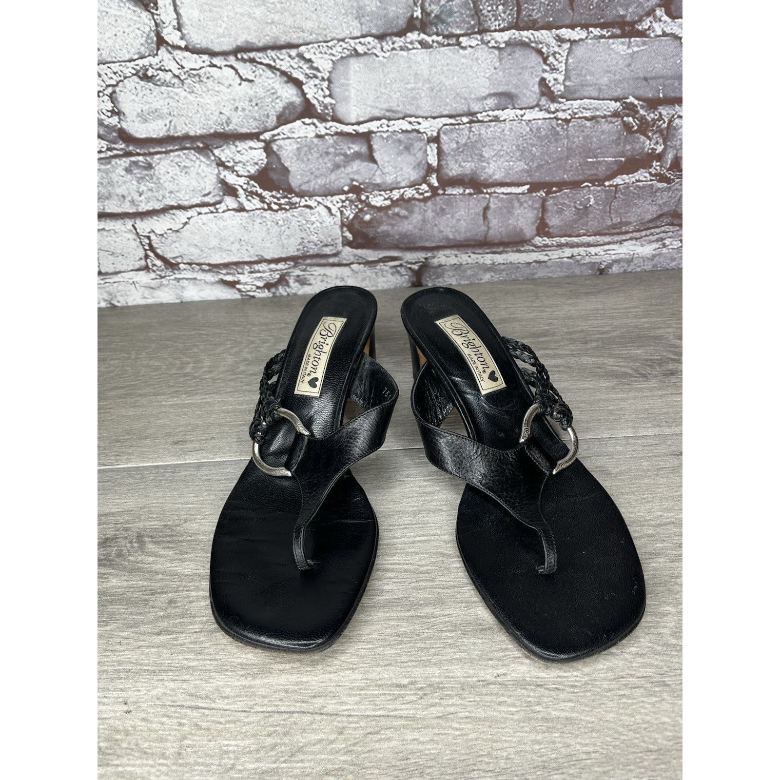 Brighton Brighton Tawny Black Leather Heel Buckle Thong Italy Sandals Size US 7.5 / IT 37.5 - 9 Thumbnail