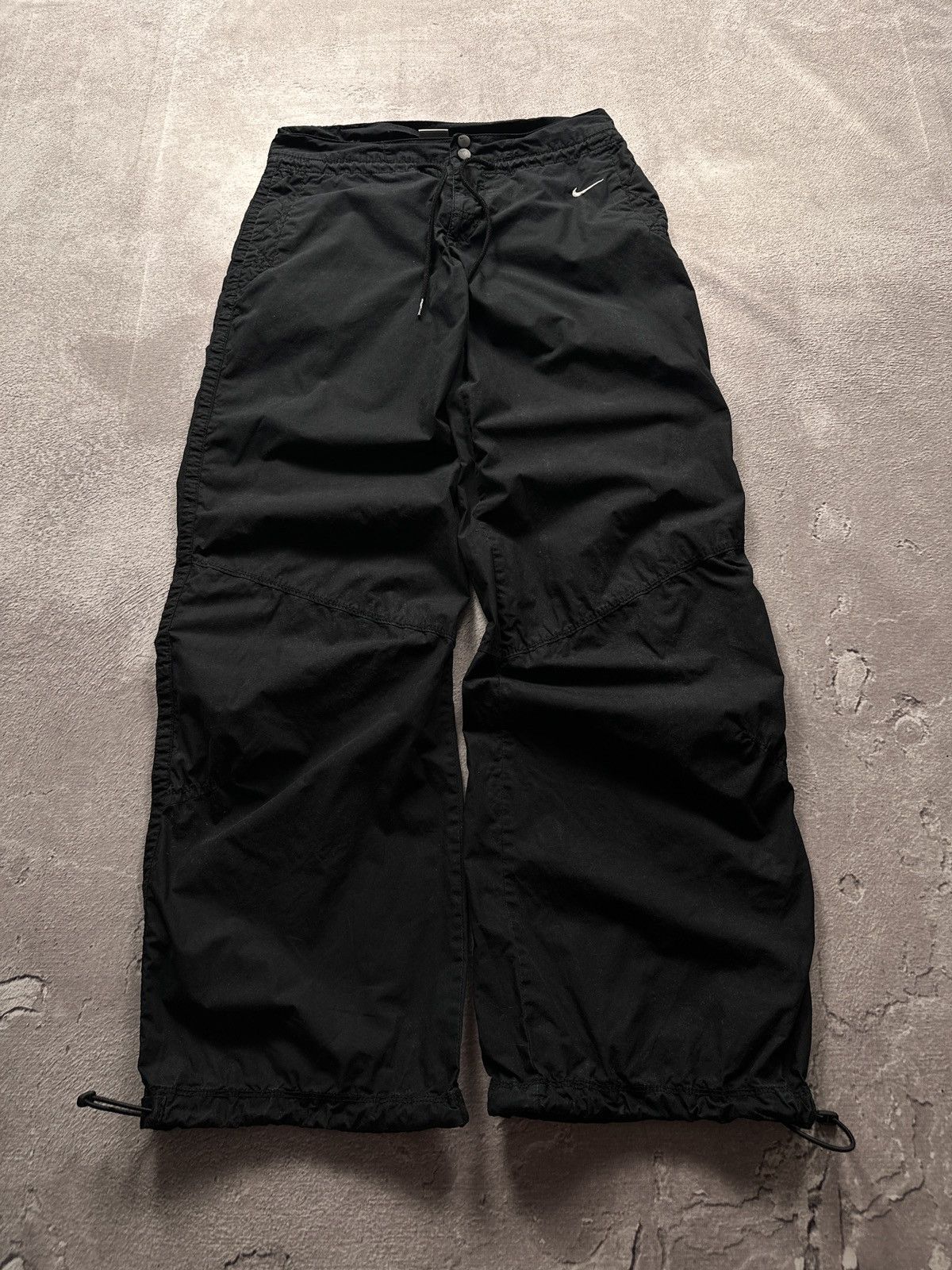 Vintage Y2K 90s Nike Baggy Parachute Black Track Pants Logo