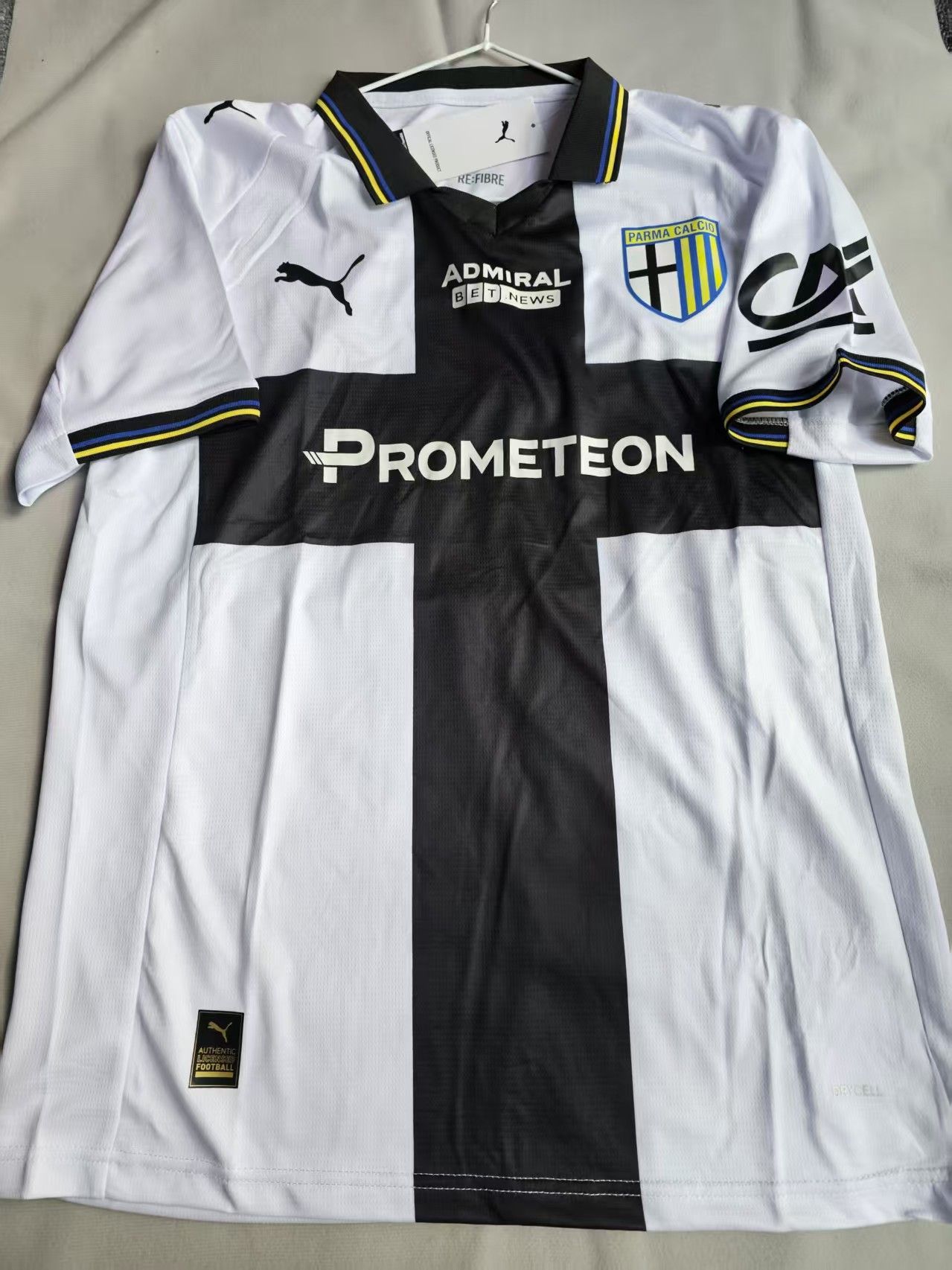 Other 2025 26 Parma Calcio Jersey White Size US XXL / EU 58 / 5 - 1 Thumbnail