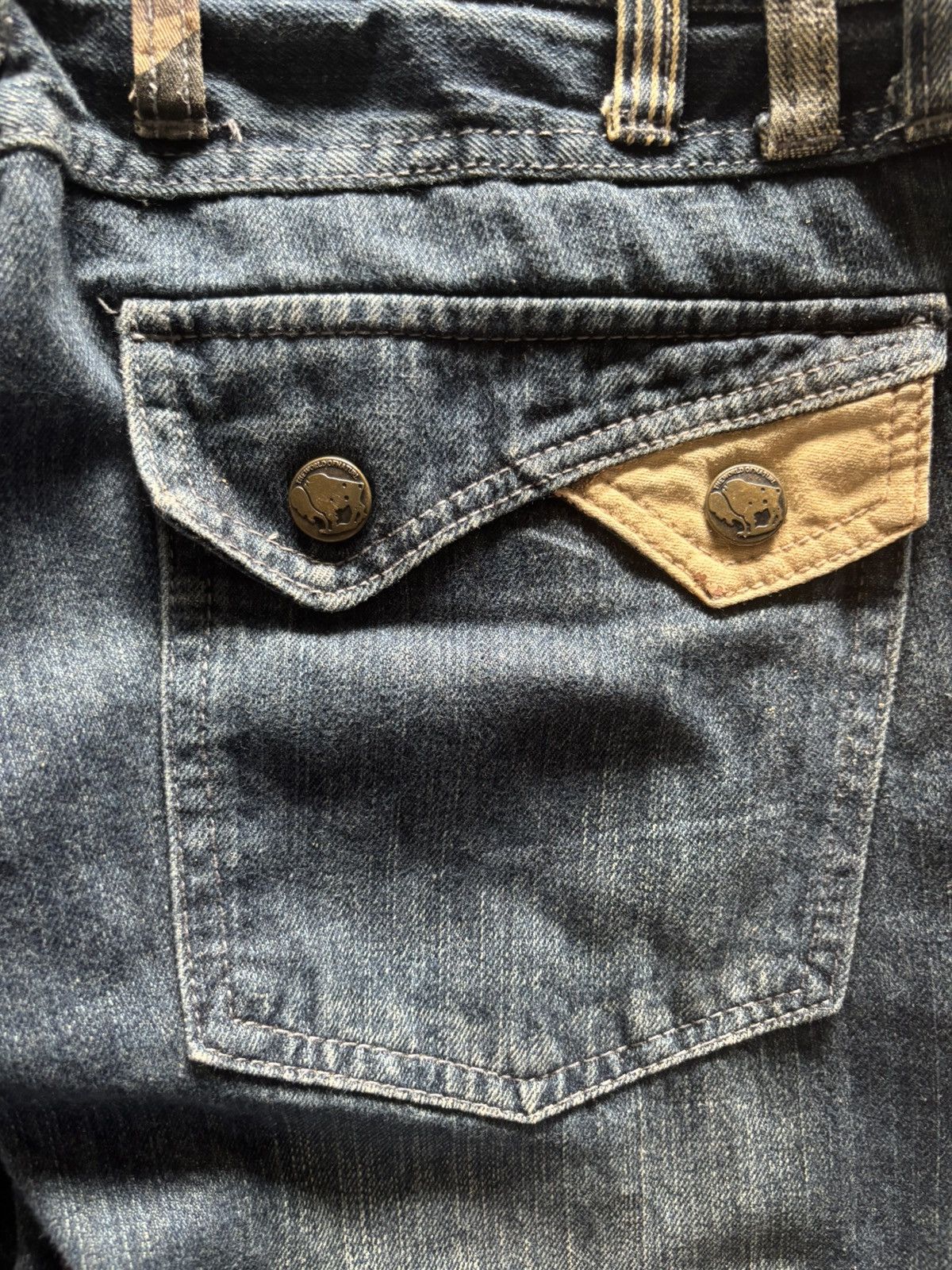 Hysteric Glamour SICK DOUBLE WAIST JAPANESE DENIM SKULL BUTTON Size US 32 / EU 48 - 16 Thumbnail