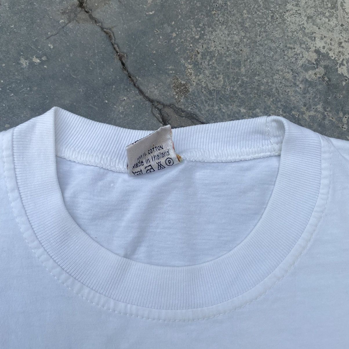 Vintage 1990s Thailand Nature Art tee Size US L / EU 52-54 / 3 - 5 Thumbnail