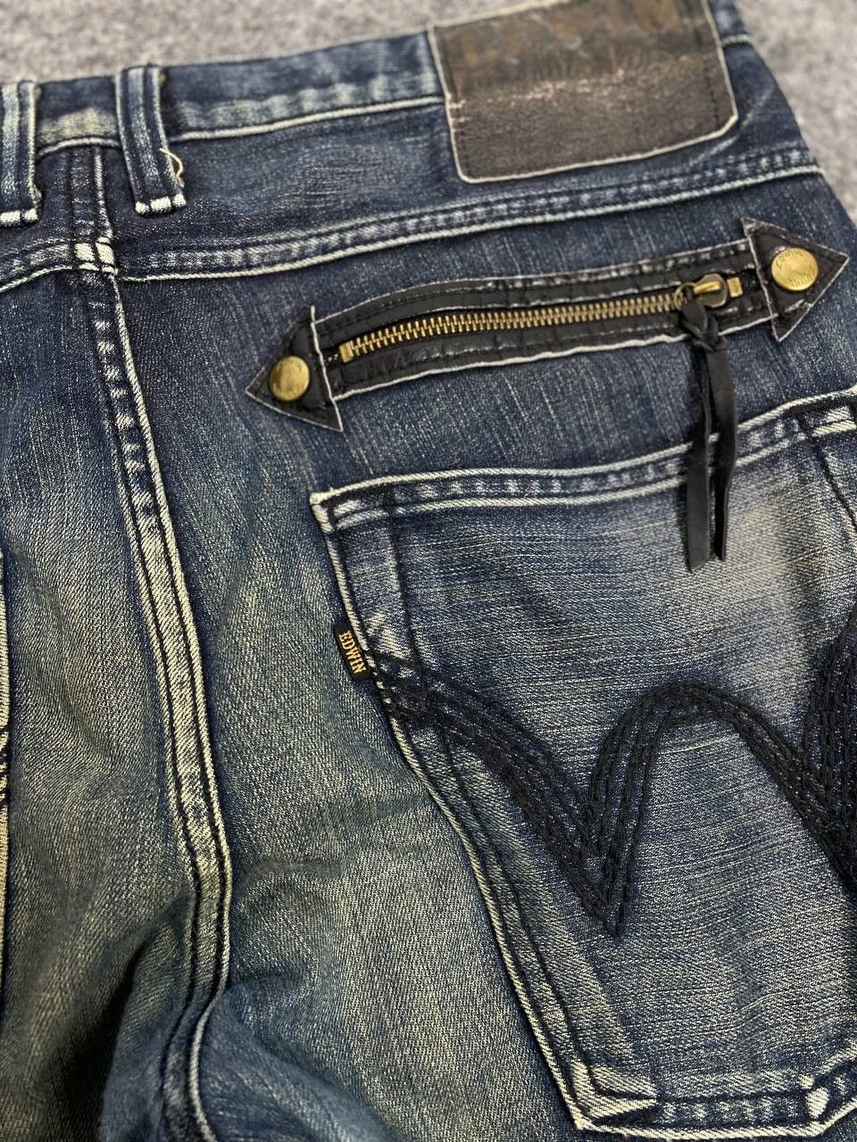 Edwin vintage edwin exclusive distressed denim nice rusty design Size US 36 / EU 52 - 6 Thumbnail