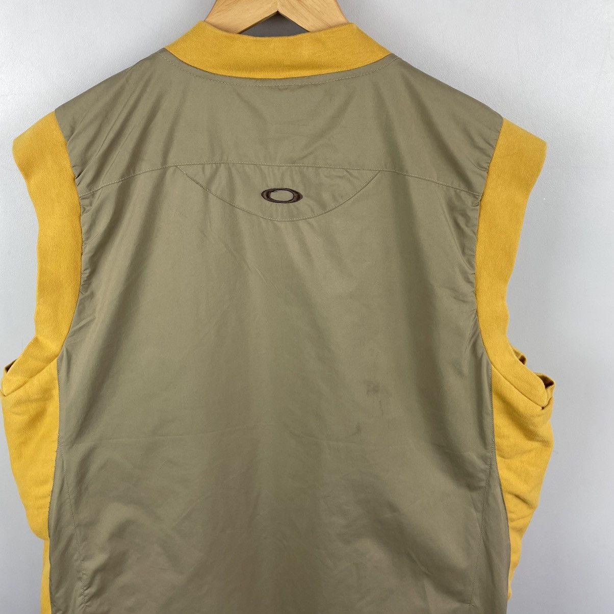 Oakley Oakley Vintage 00s Softshell Tactical Vest - Olive/Mustard Size US L / EU 52-54 / 3 - 8 Thumbnail