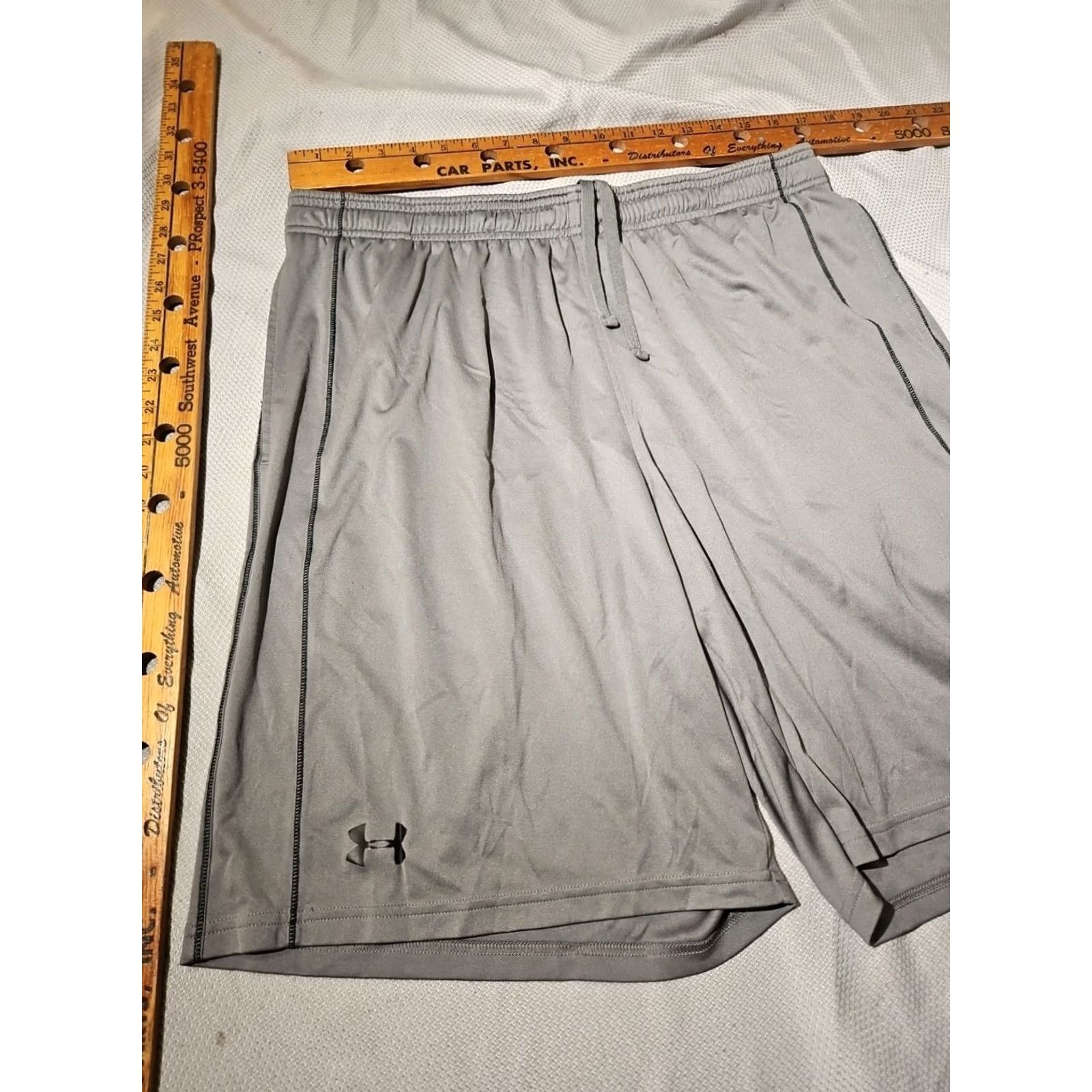 Under Armour Under Armour Shorts Mens XL Gray Loose Basketball Athletic Casual Active Pant Size US 36 / EU 52 - 4 Thumbnail