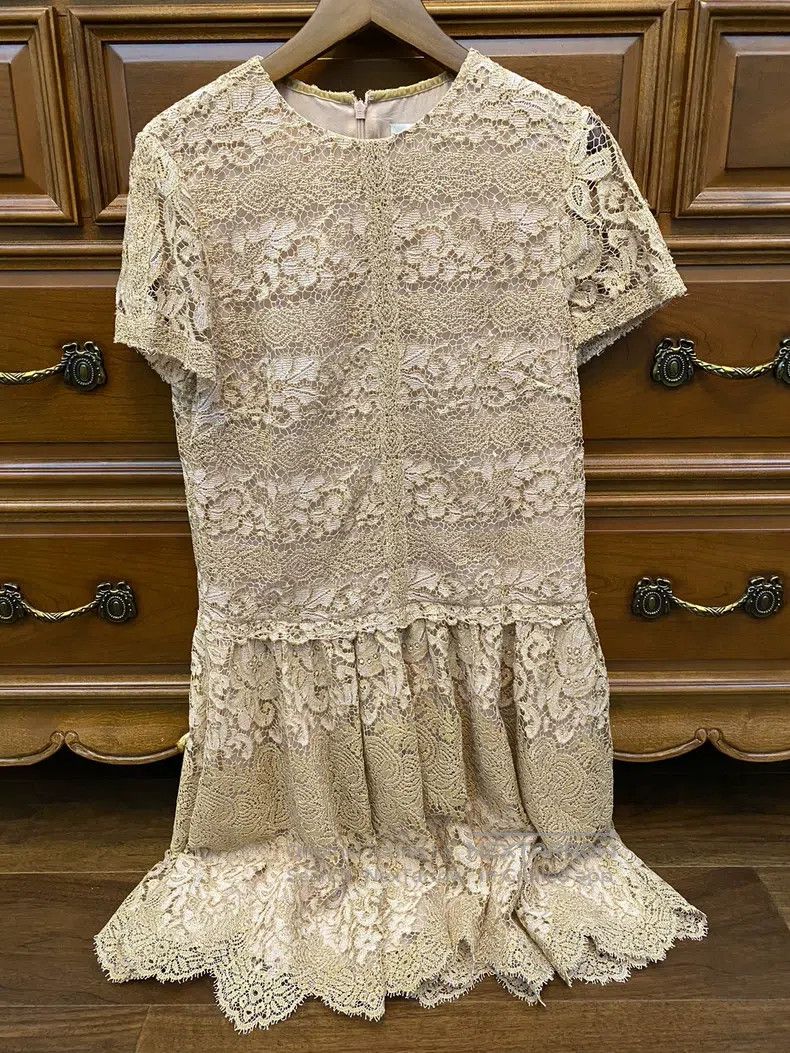 Valentino Valentino Lace dress Size M / US 6-8 / IT 42-44 - 1 Thumbnail