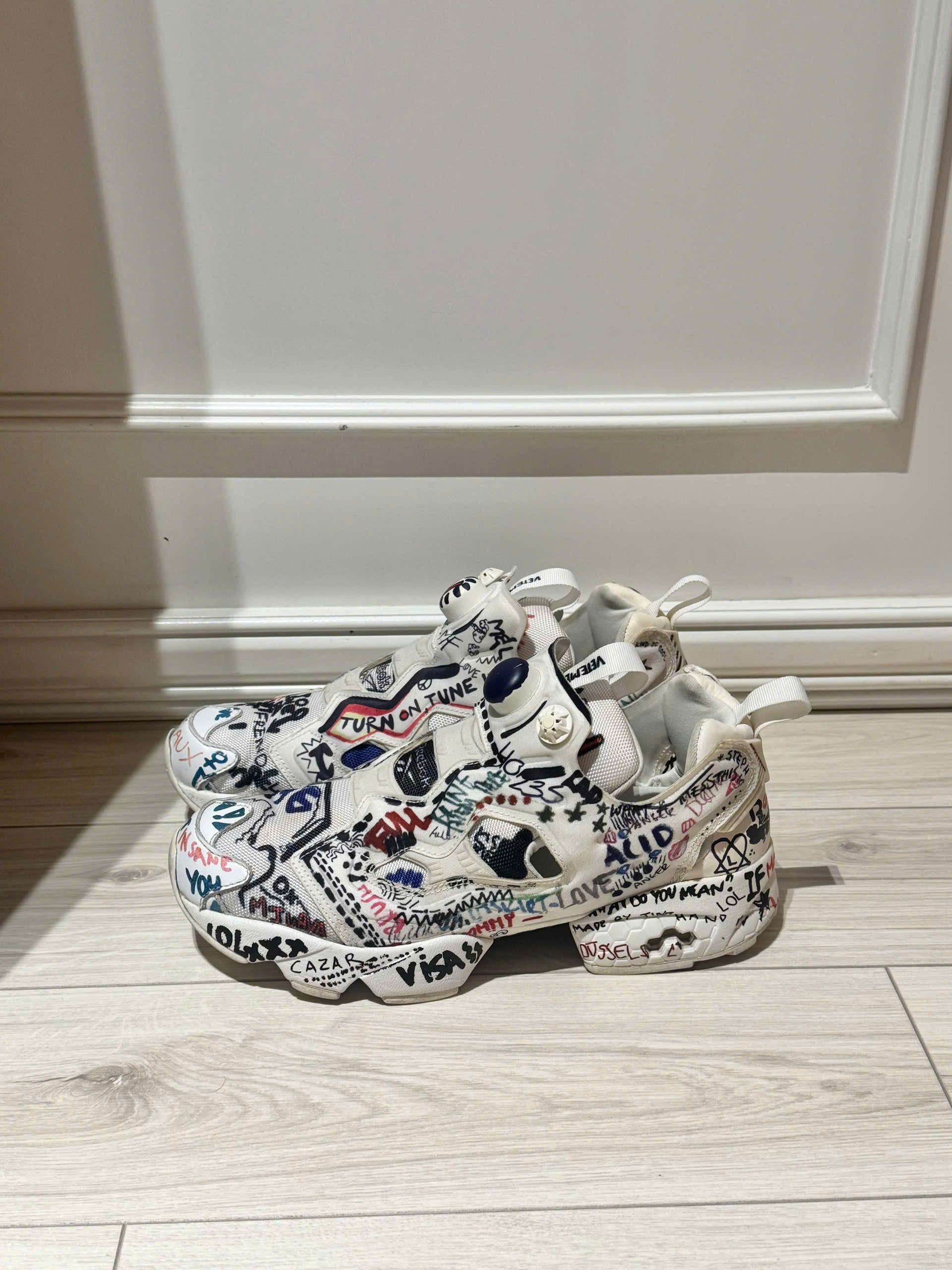 Vetements Reebok x Vetements Instapump Fury Graffiti Size 8 Size US 8 / EU 41 - 1 Thumbnail