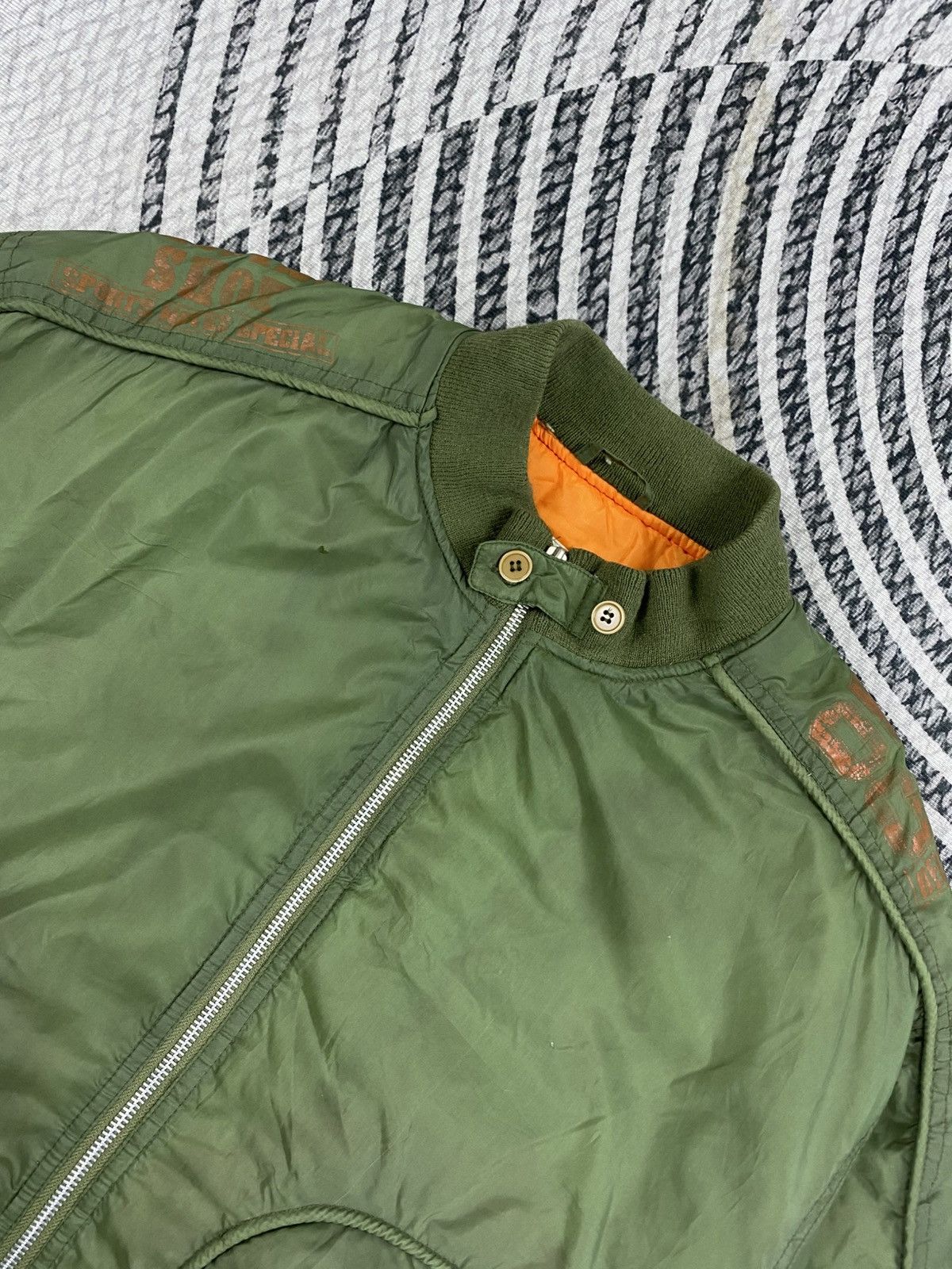 Japanese Brand Vtg Alon Point Authenticity Green Bombers Jacket Size US XL / EU 56 / 4 - 8 Thumbnail