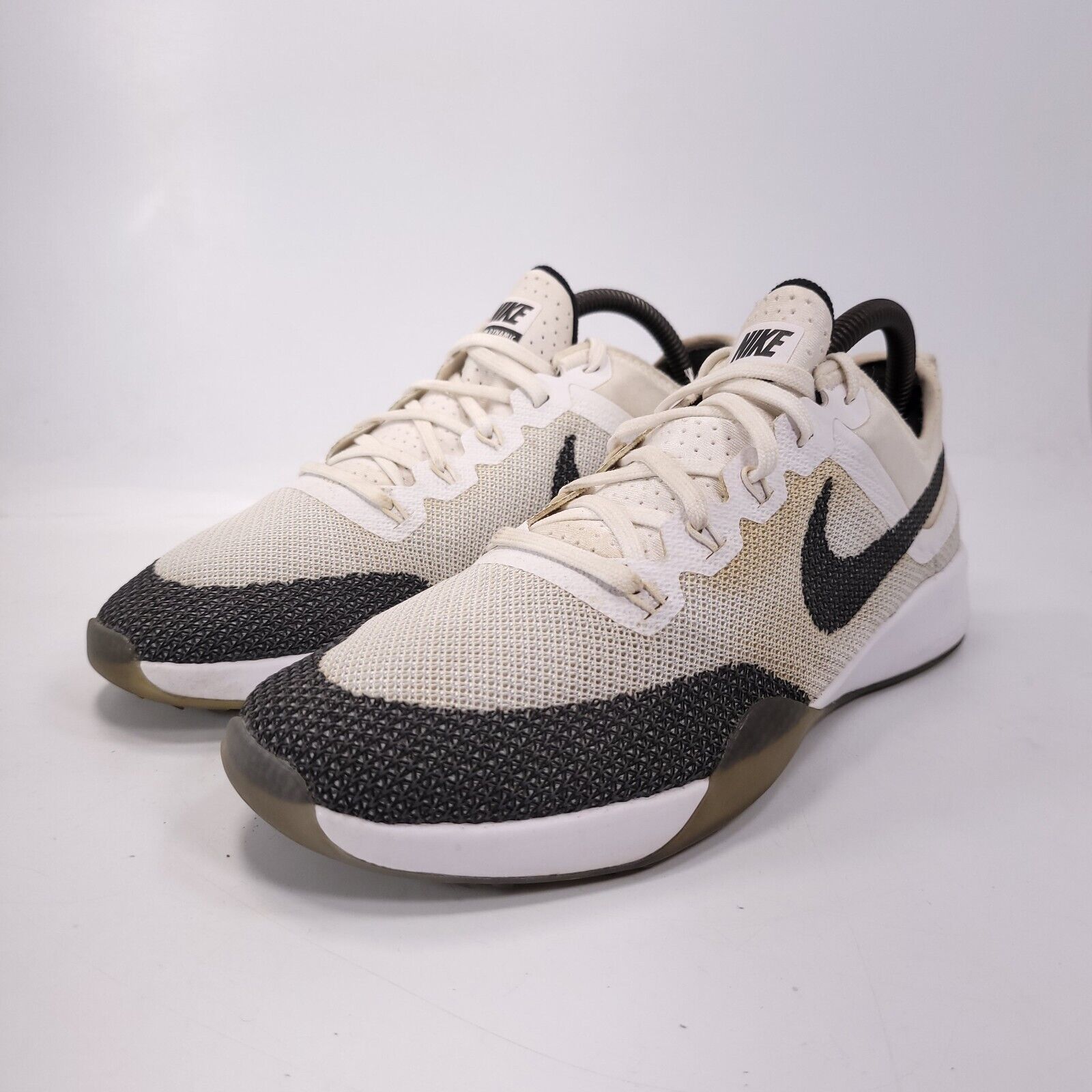 Nike Nike Zoom Dynamic Shoe Women Size 8.5 849803-100 White Black Size US 8.5 / IT 38.5 - 1 Thumbnail