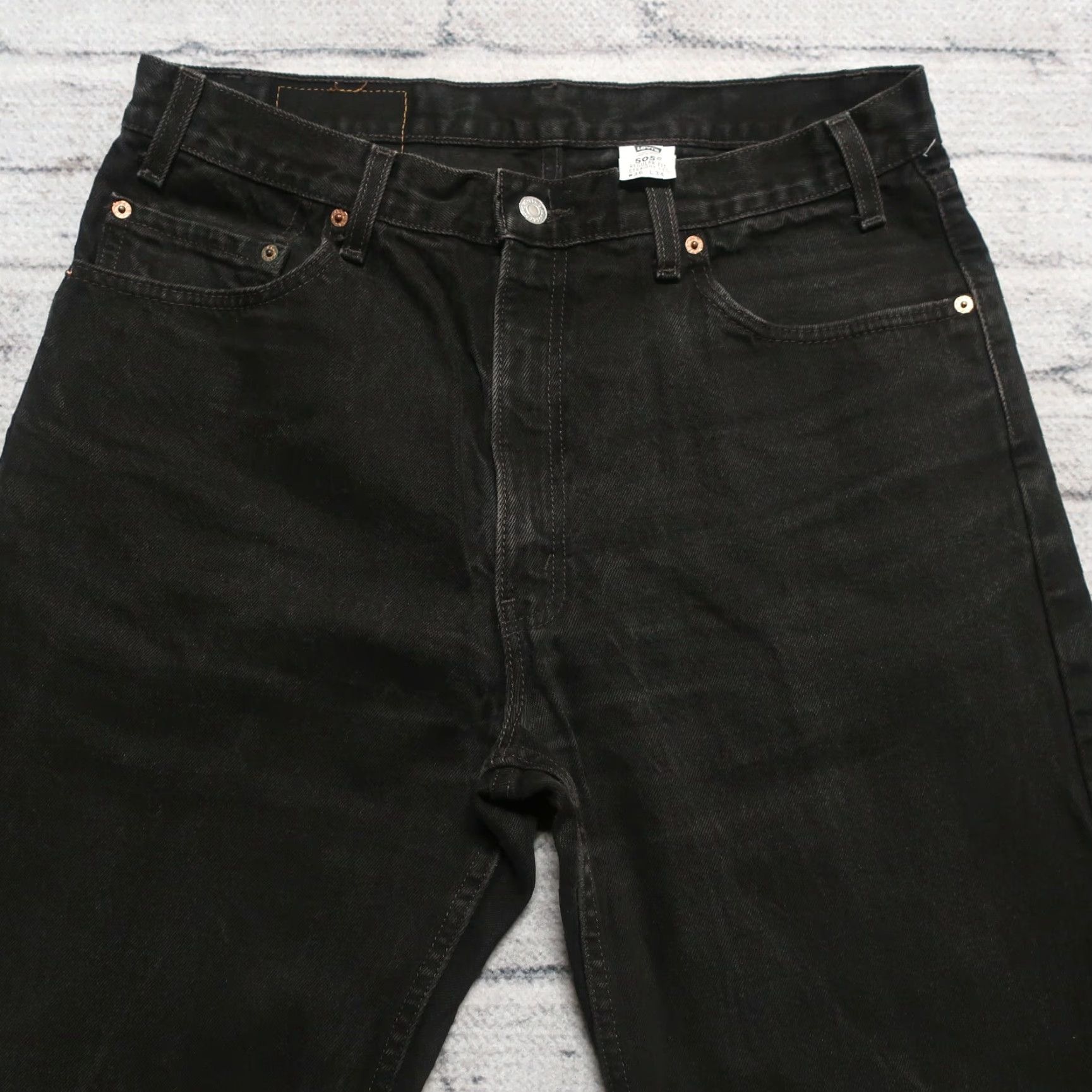 Levi's VINTAGE Levis 505 Denim Jeans Men Black 33 32 1/2 80s 03 Slim Straight Zip Levis 505 Jeans Mens Black Size 33 Size US 33 - 2 Thumbnail