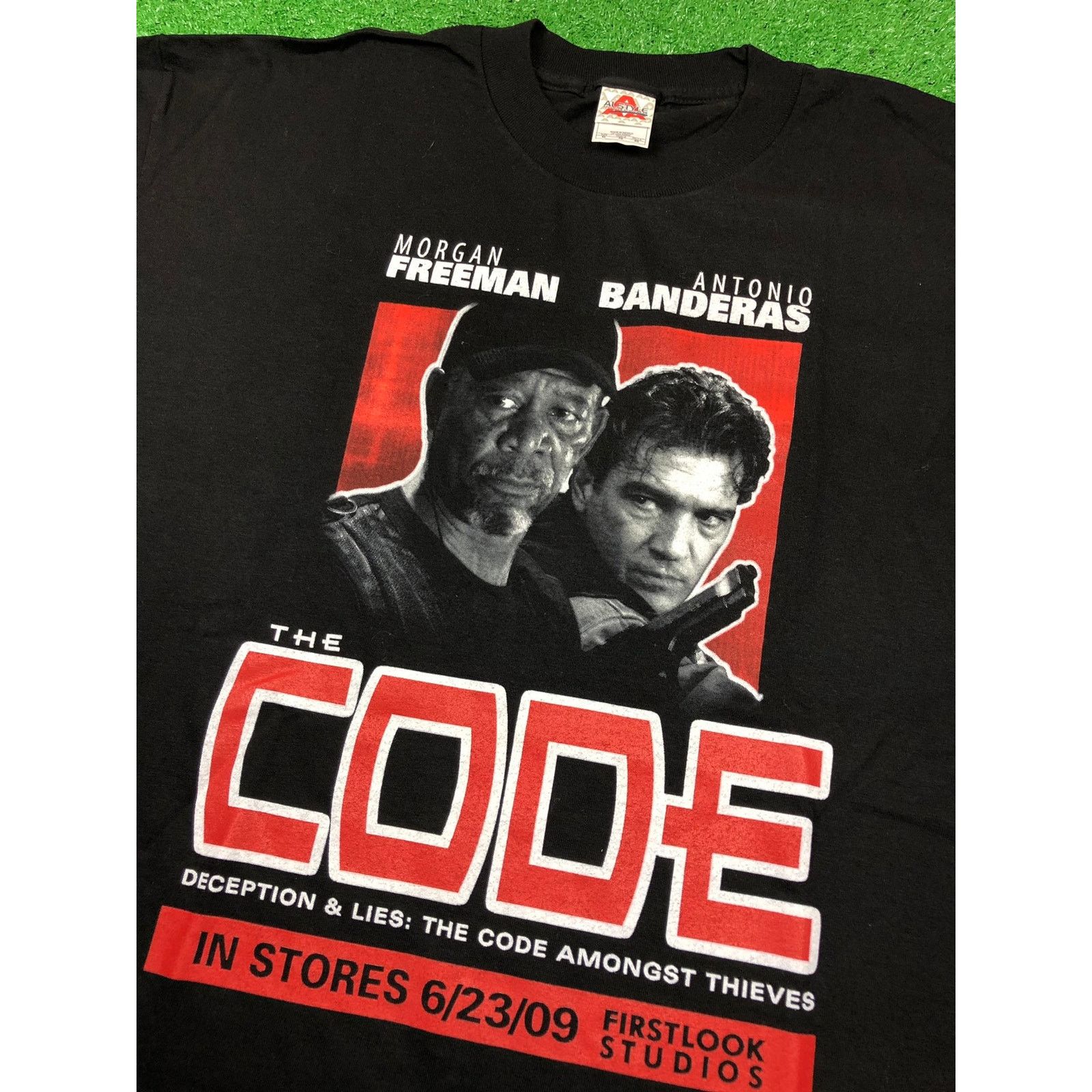 Vintage Vintage The Code Movie Promo Shirt Morgan Freeman Banderas Size US XL / EU 56 / 4 - 3 Thumbnail