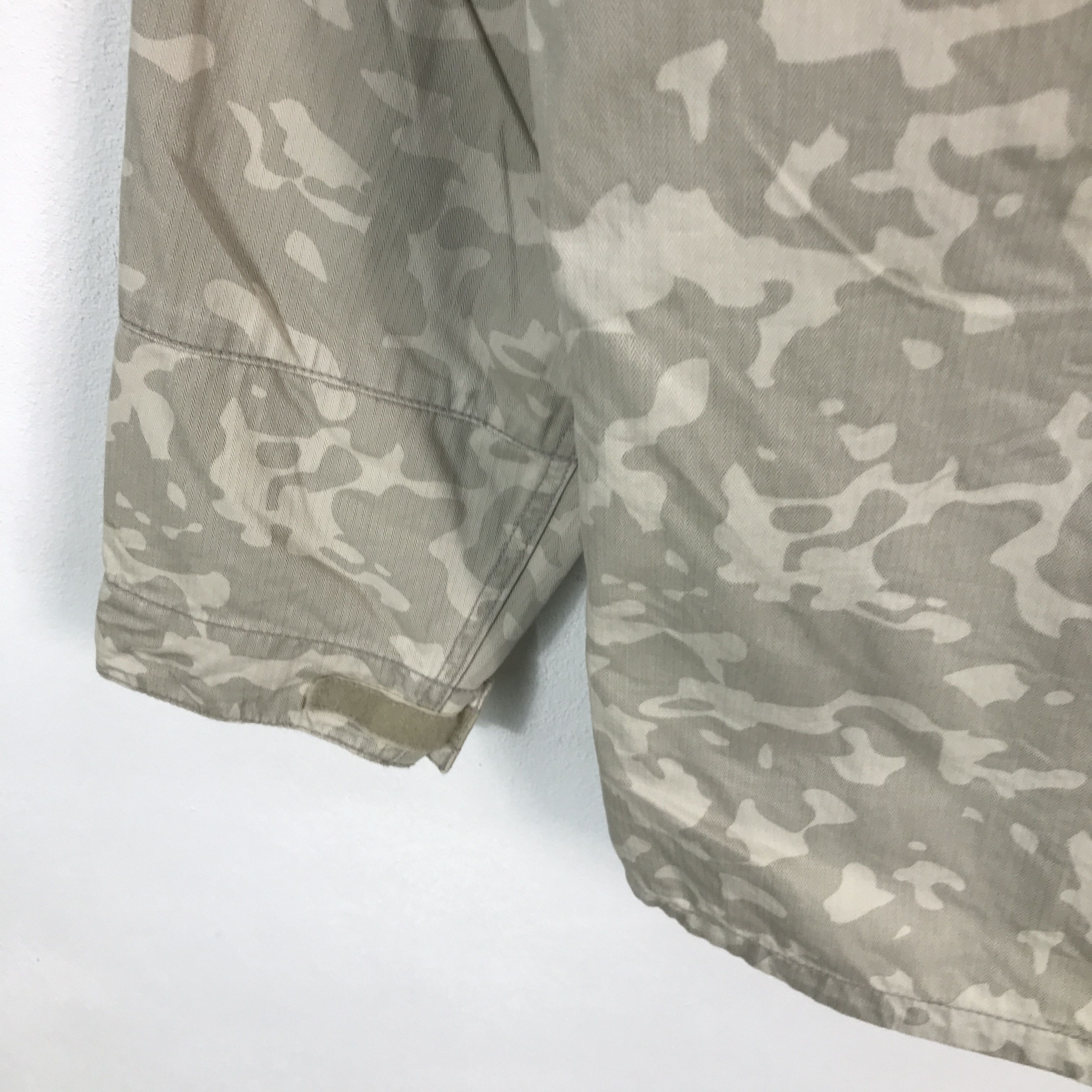 Airwalk × Japanese Brand Cami design Airwalk military style jacket Size US L / EU 52-54 / 3 - 7 Thumbnail