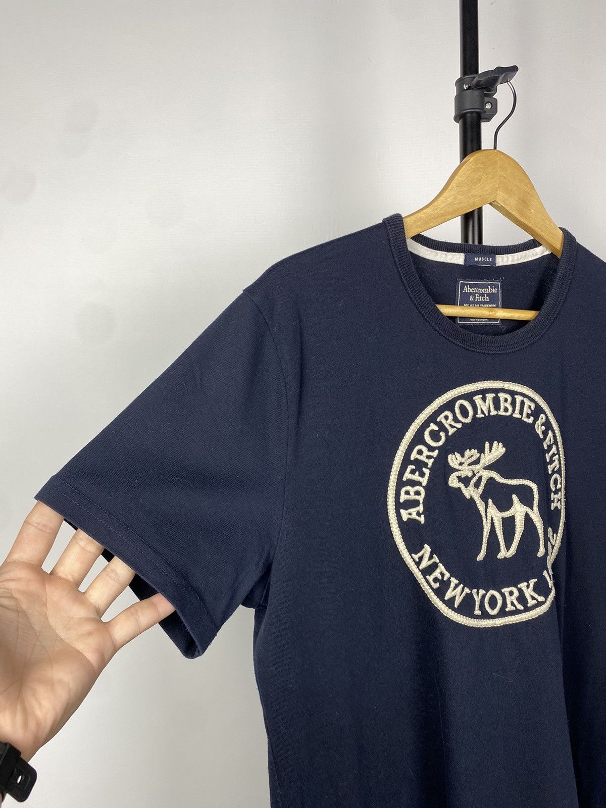 Abercrombie & Fitch × Vintage Vintage Abercrombie & Fitch BIG LOGO T-Shirt Men’s M Size Size US M / EU 48-50 / 2 - 8 Thumbnail