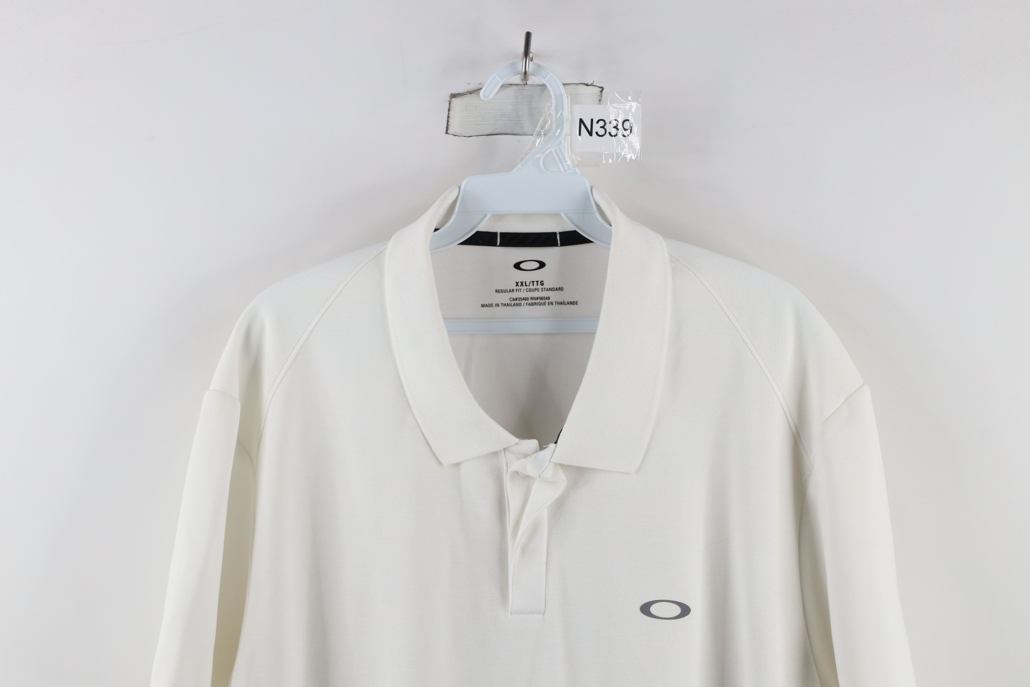 Oakley × Vintage Vintage Oakley Reflective O Logo Collared Golf Polo Shirt Size US XXL / EU 58 / 5 - 2 Thumbnail