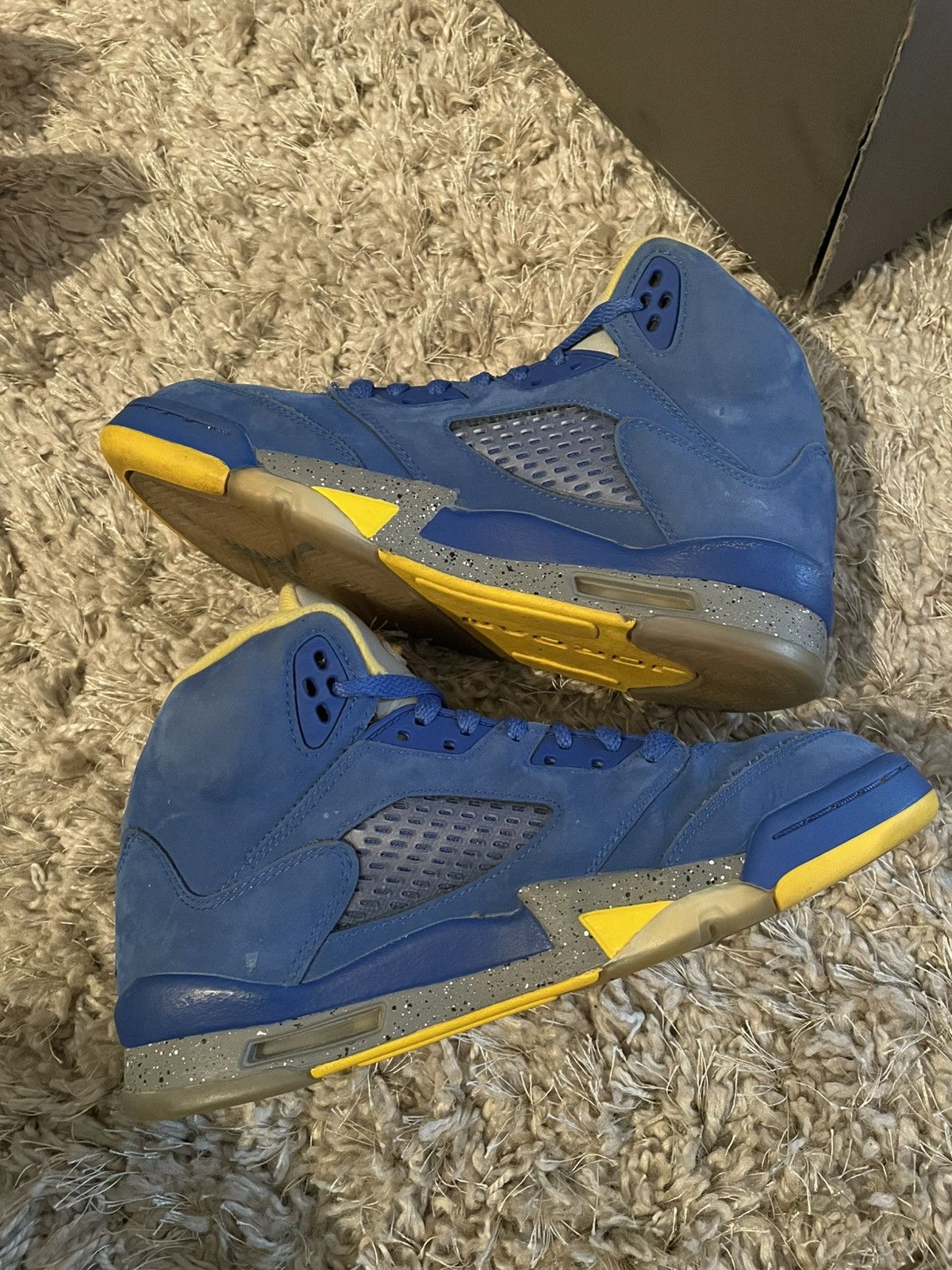 Jordan Brand Jordan 5 Laney GS Size US 8 / IT 38 - 3 Thumbnail