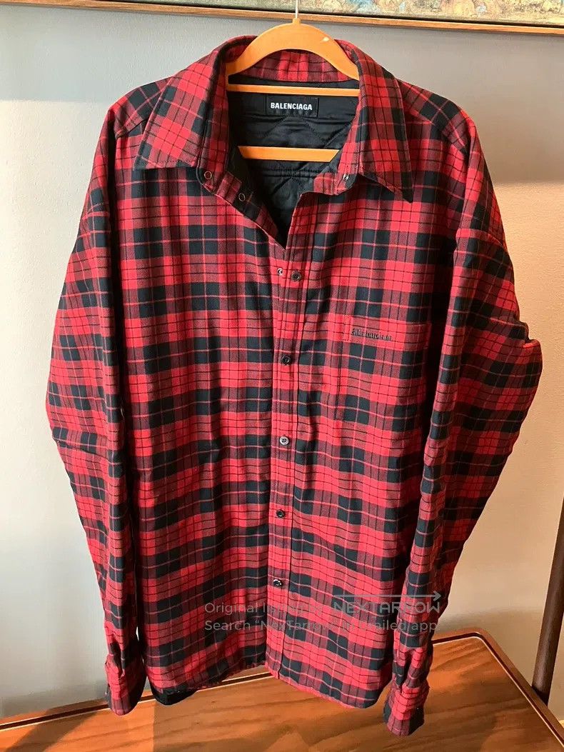Balenciaga Balenciaga size 39 Red checkered long-sleeve cotton jacket Size US L / EU 52-54 / 3 - 1 Thumbnail
