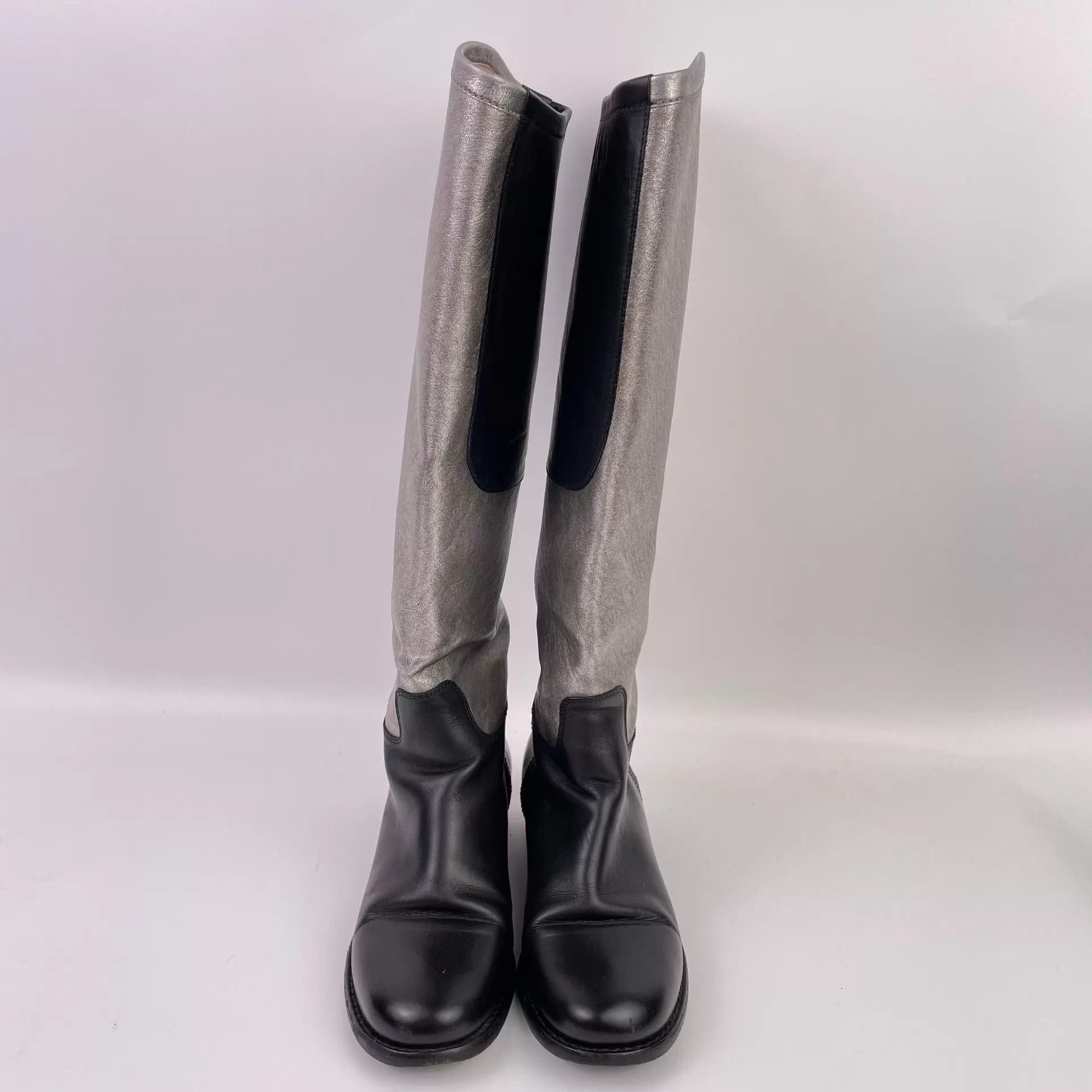 Chanel CHANEL Color Blocked Tall Flat Boots EU 37.5 Size US 7 / IT 37 - 2 Thumbnail
