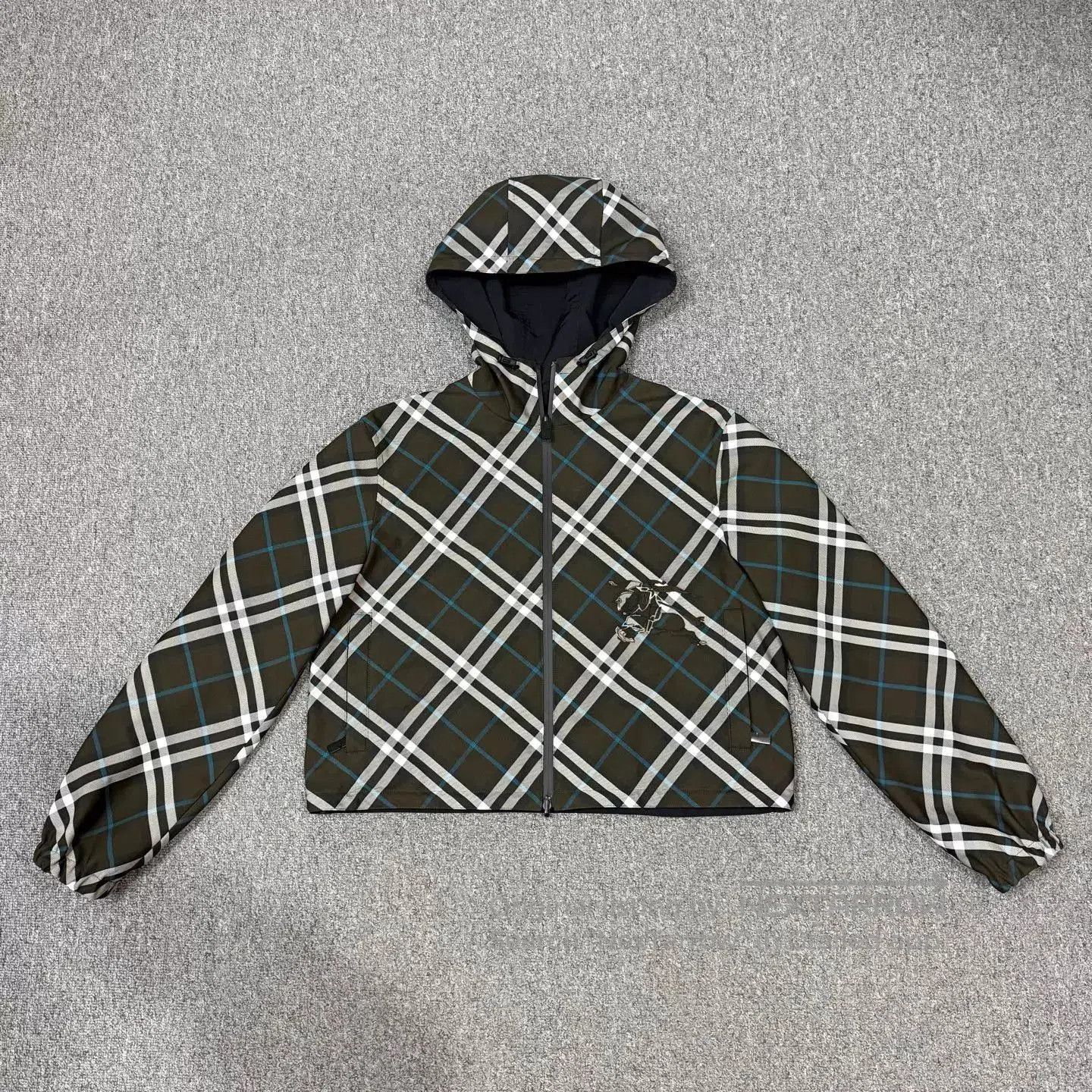 Burberry Hooded Check Pattern Light Jacket. Size US M / EU 48-50 / 2 - 1 Thumbnail