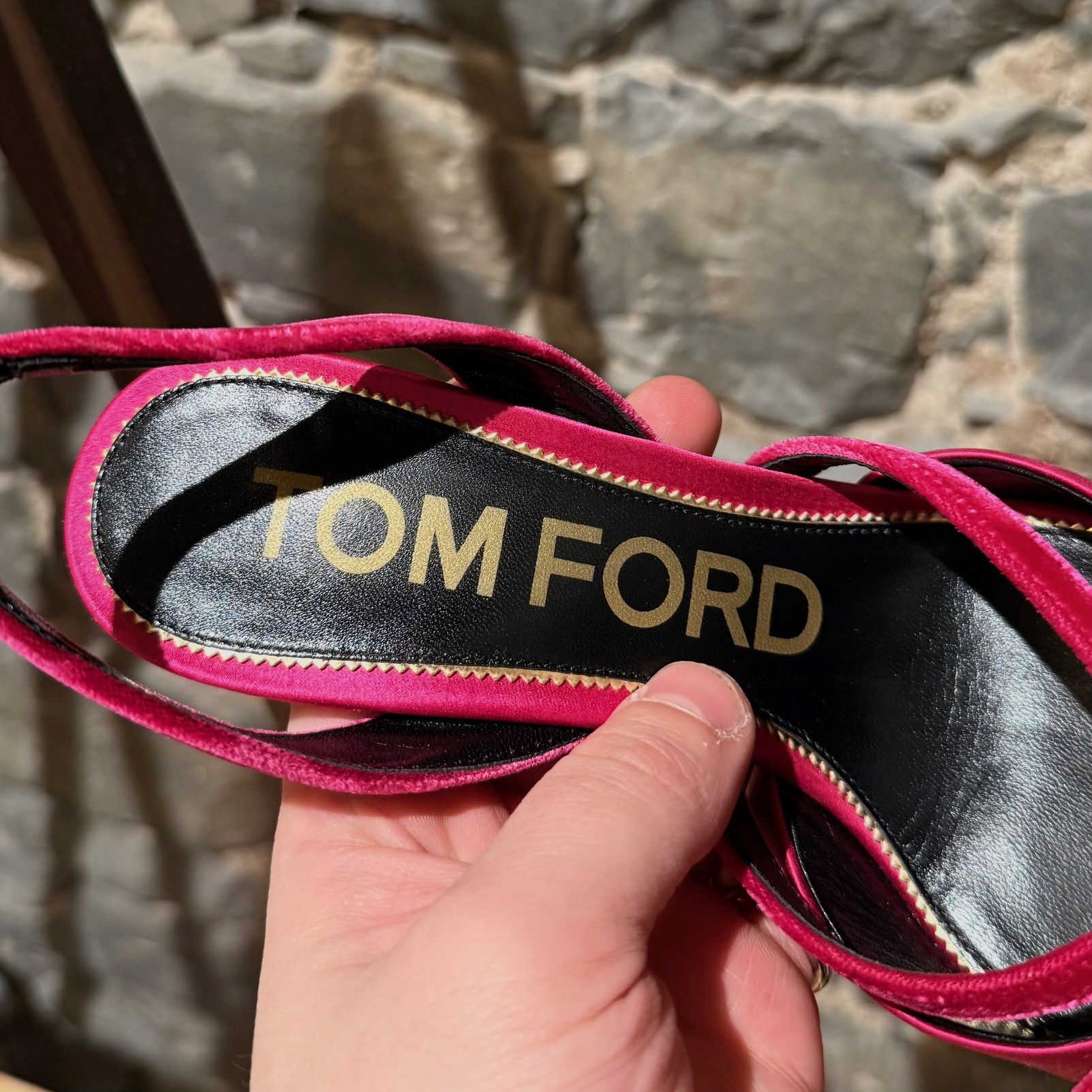 Tom Ford Tom Ford Fuchsia Satin Velvet Bow Pumps Size US 7 / IT 37 - 9 Thumbnail