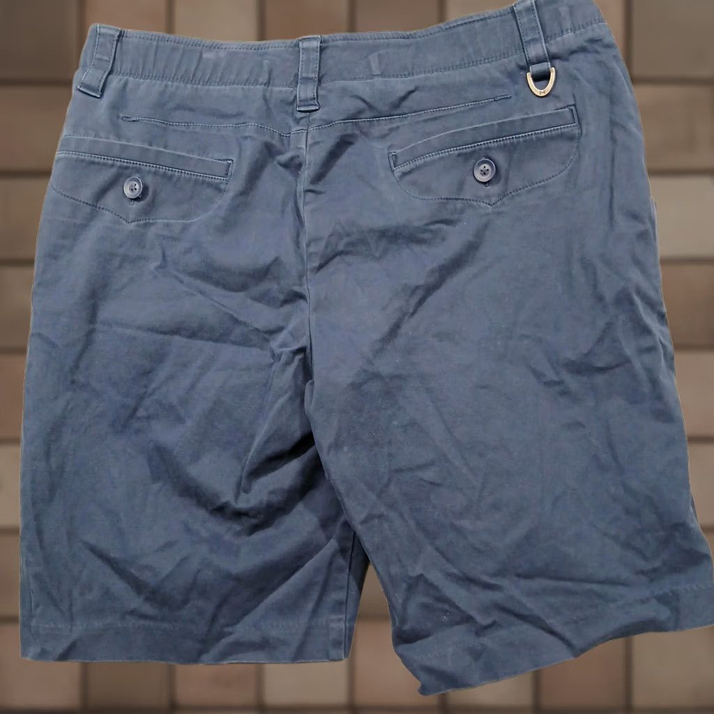 Under Armour Under Armour Shorts Mens 34 Navy Blue Chino Golf Stretch Performance Casual Shirt? Size US 34 / EU 50 - 1 Thumbnail