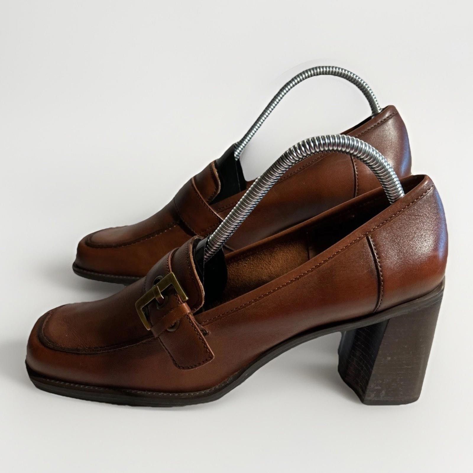 Other Naturalizer Womens Leather Loafers Buckle Slip Brown Sz.10 Size US 10 / IT 40 - 1 Thumbnail