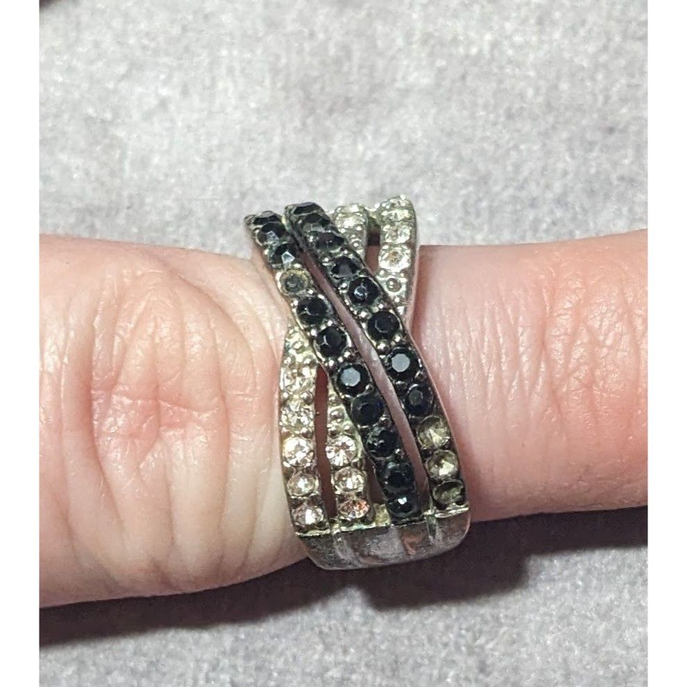 Other Black And Silver Quadruple Line Crisscross Rhinestone Ring S Size ONE SIZE - 13 Thumbnail