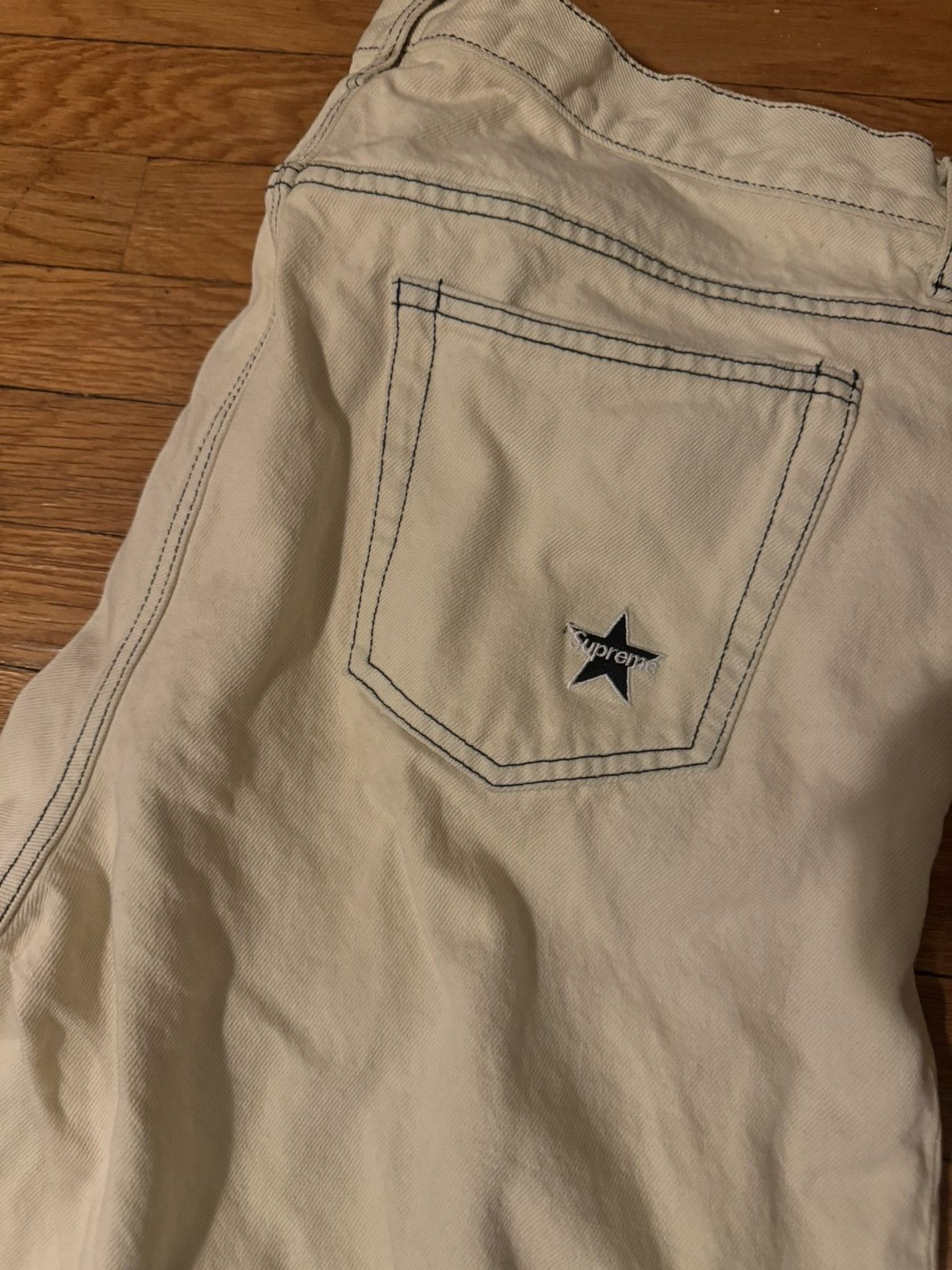 Supreme Supreme Regular Jeans Off White Size US 36 / EU 52 - 1 Thumbnail