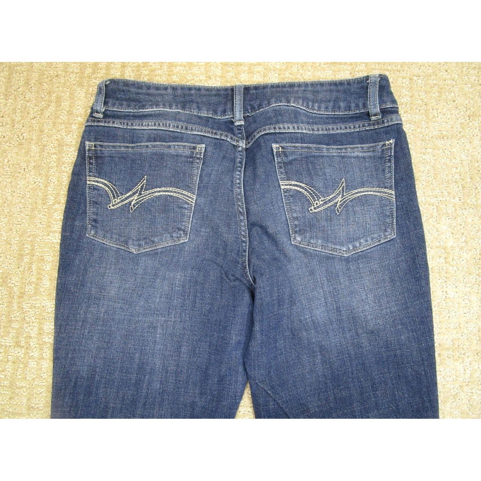 Wrangler Wrangler Jeans Women 12 Blue Mid Rise Bootcut Western Pants Dark Wash Denim Pants Jeans Buckle Logo Size 34" / US 12 / IT 48 - 4 Thumbnail