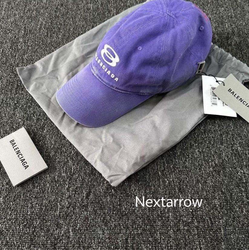 Balenciaga BALENCIAGASS22 Unity Double Loop Embroidered L2412-Nextarrow Size ONE SIZE - 1 Thumbnail