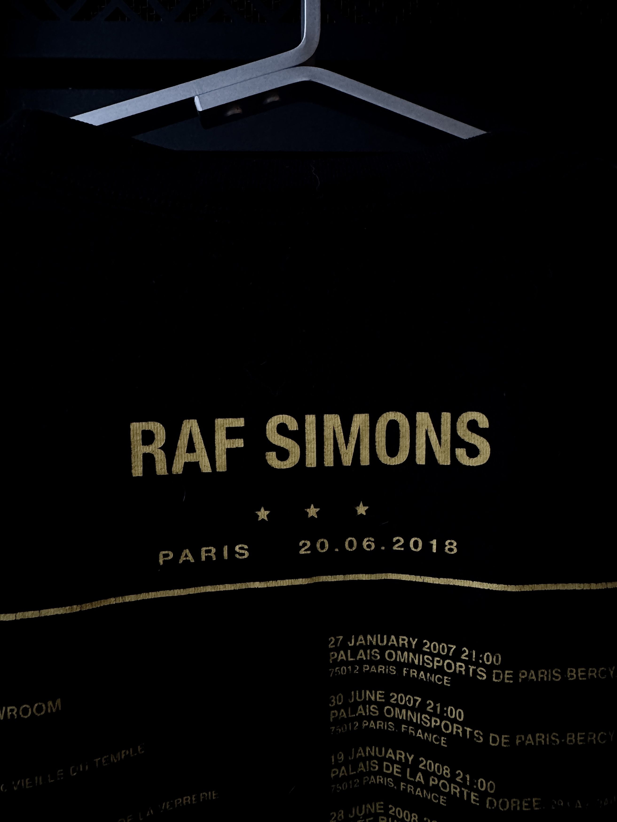 Raf Simons Raf Simons Paris Runway T Shirt! US Men's L Size US L / EU 52-54 / 3 - 9 Thumbnail