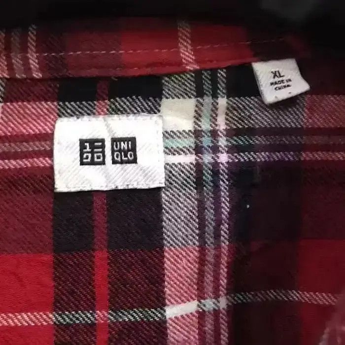 Flannel Japanese Brand Uniqlo Flannel Shirt Size US XL / EU 56 / 4 - 4 Thumbnail