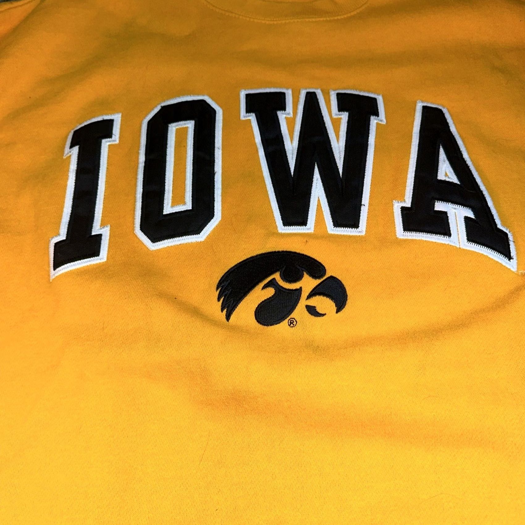 Champion VTG University of Iowa Hawkeyes Yellow Embroidered Sweater XL Mens Catlin Clark Champion Pullover Unisex Adults Black Size US XL / EU 56 / 4 - 3 Thumbnail