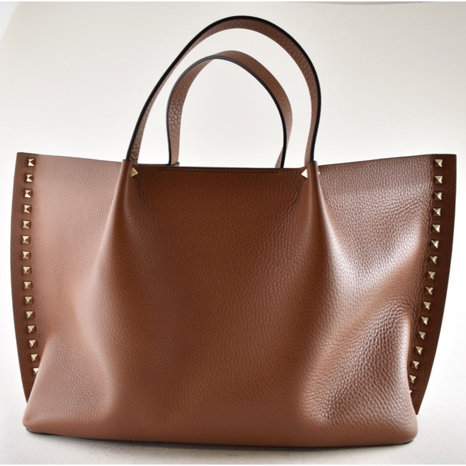 Valentino Valentino Garavani Rockstud Medium Brown Grained Tote Bag Size ONE SIZE - 13 Thumbnail