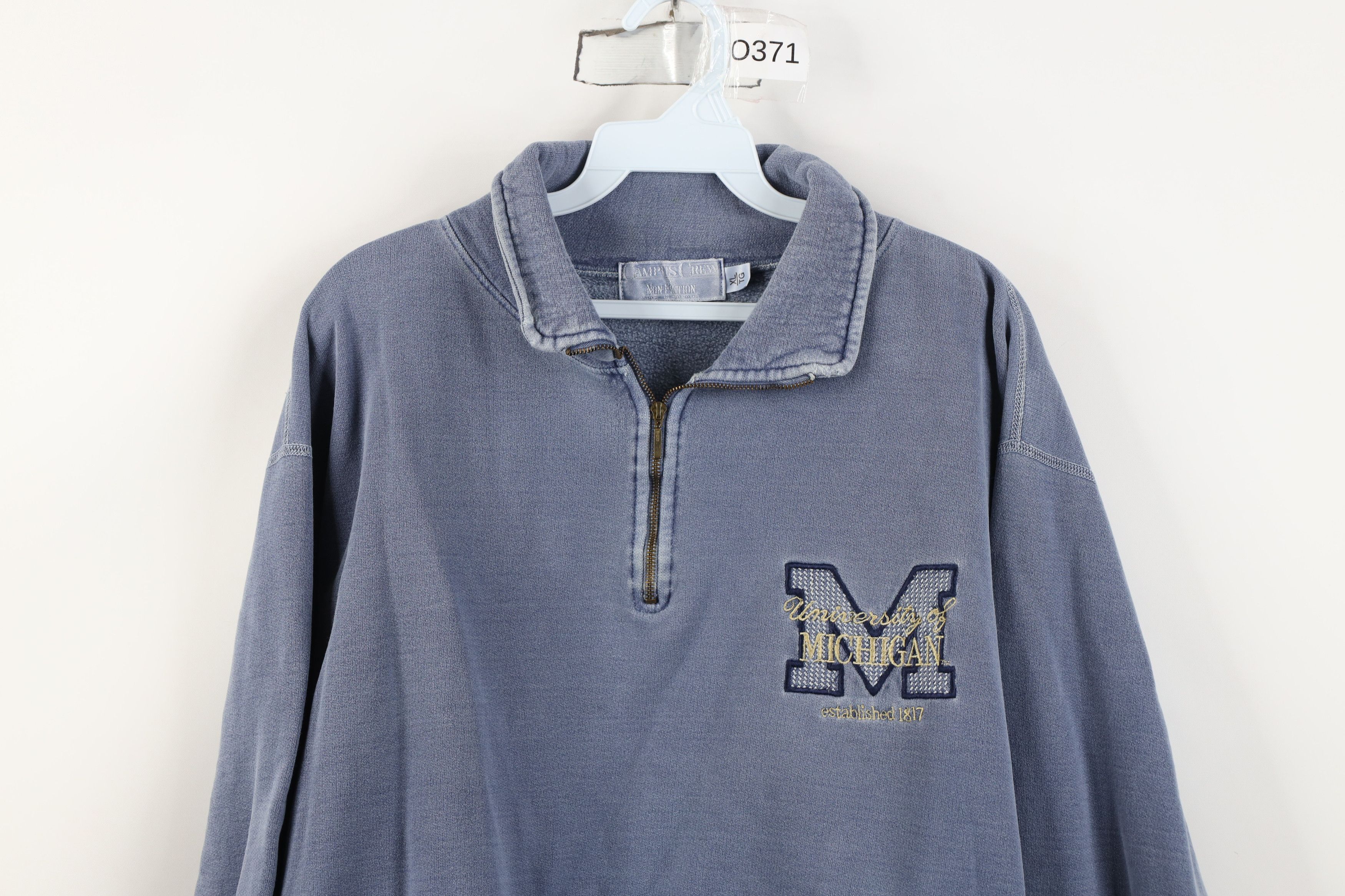 Vintage Vintage 90s University of Michigan 1/4 Half Zip Sweatshirt Size US XL / EU 56 / 4 - 2 Thumbnail