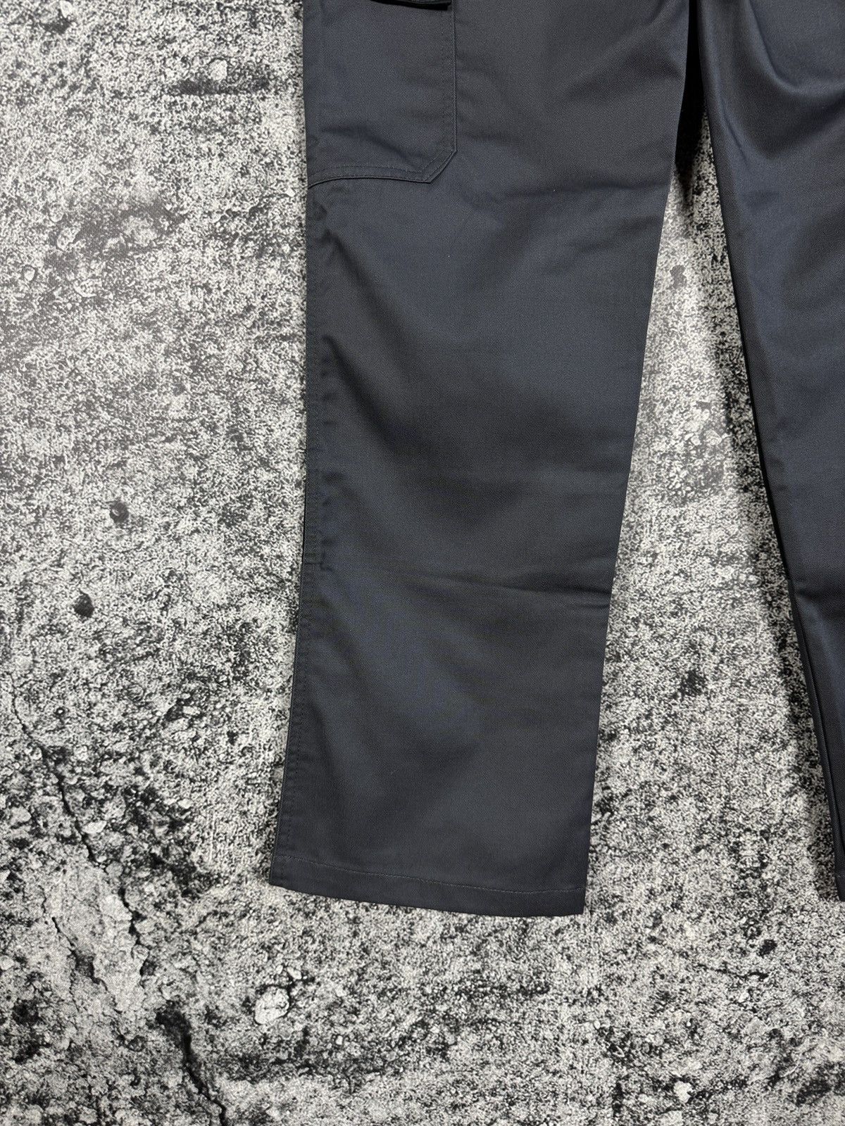 Dickies Dickies Cargo Work Pants Everyday Skate Streetwear Size 33R Size US 32 / EU 48 - 13 Thumbnail