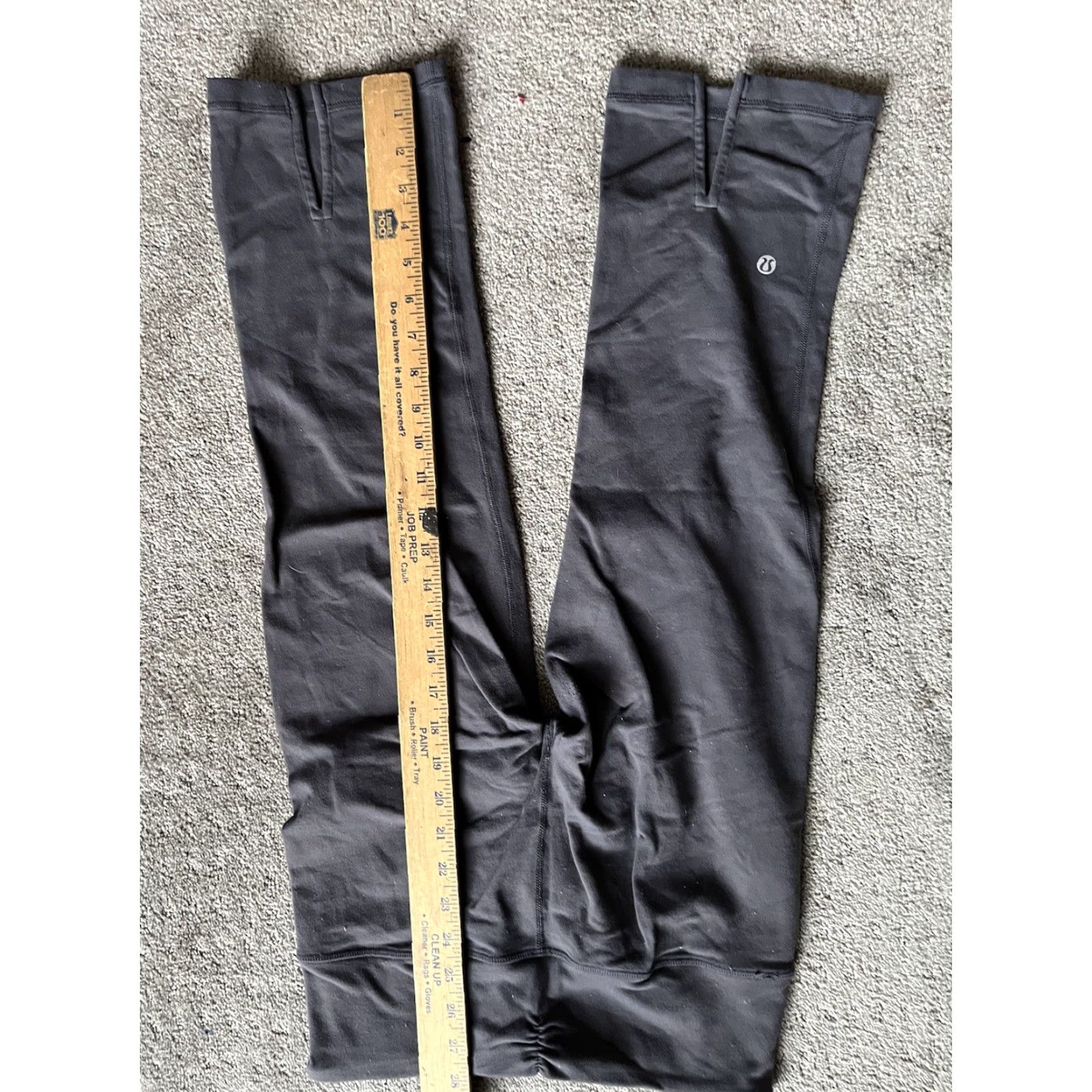Lululemon VINTAGE Lululemon Athleisure Capri Leggings Women's Size 6 Gray Yoga Cross Training Size 28" / US 6 / IT 42 - 5 Thumbnail