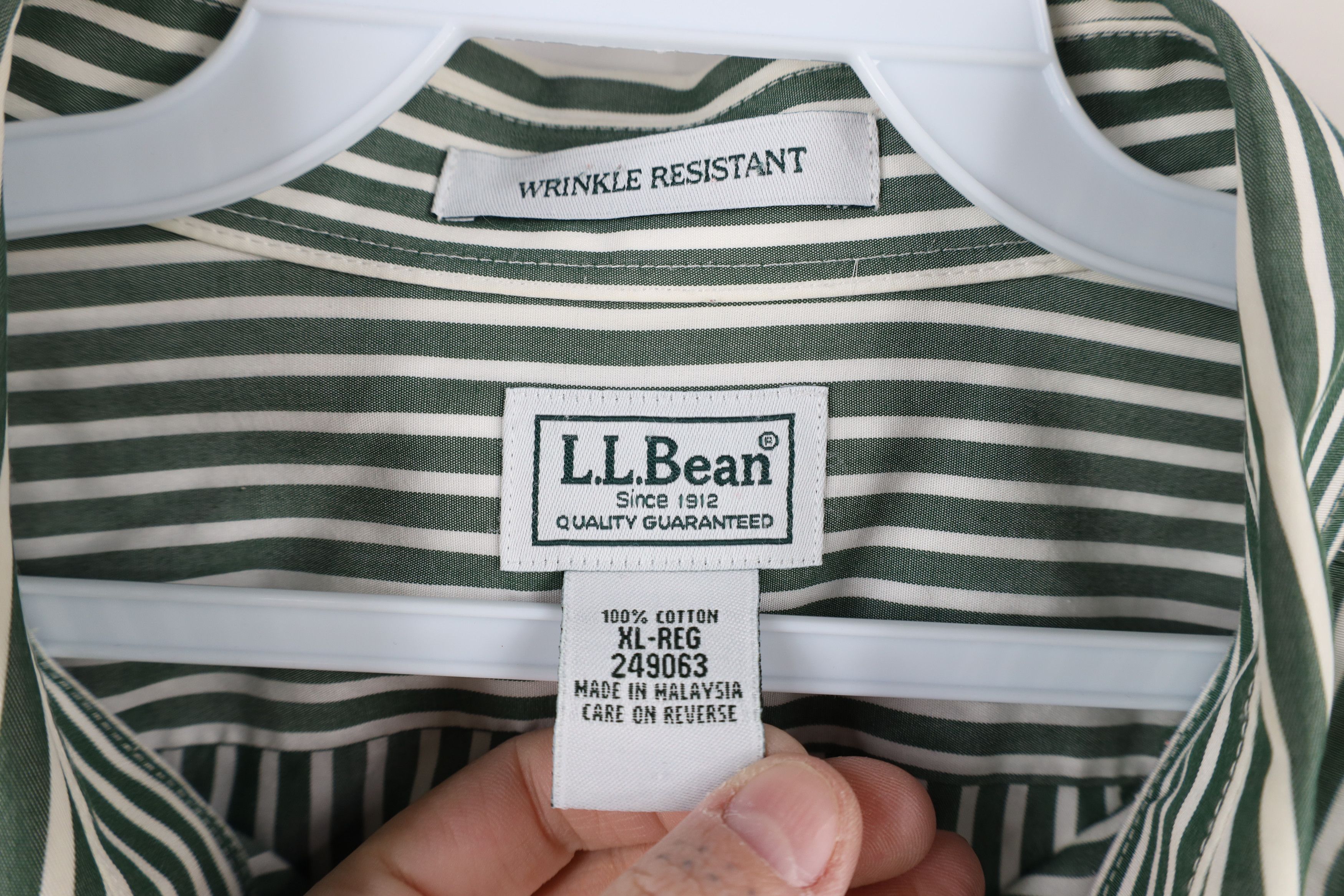 L.L. Bean Vintage LL Bean Wrinkle Resistant Short Sleeve Button Shirt Size US XL / EU 56 / 4 - 7 Thumbnail