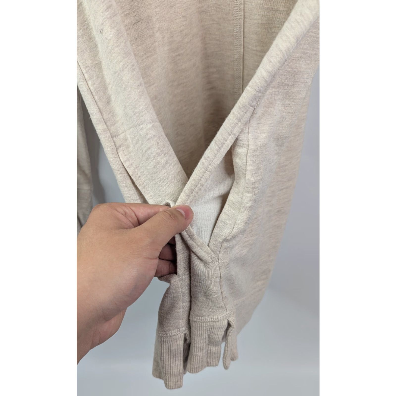 Soft Surroundings Soft Surroundings Tunic Shirt Ladies Small V-Neck Knit Long Sleeve Beige Oatmeal Solid 76% Viscose 19% Polyester 5% Spandex Casual Size S / US 4 / IT 40 - 3 Thumbnail