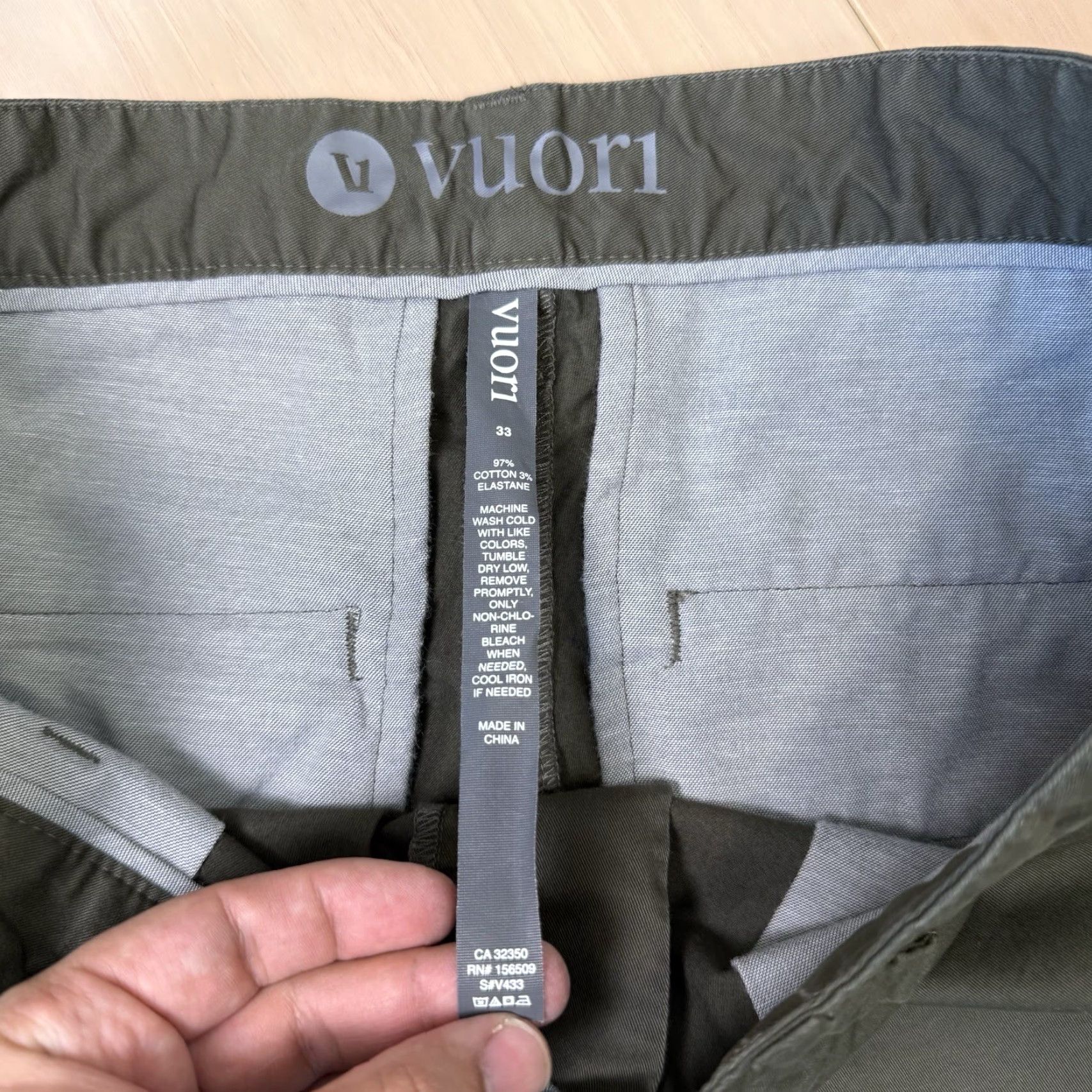 Vuori Vuori Collins Chino Pants 34 Green Cotton Minimalist Athleisure Golf Voouri? (correct brand Vuori) Size US 34 / EU 50 - 5 Thumbnail