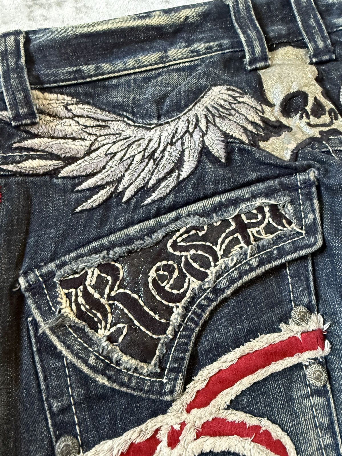 If Six Was Nine Red Pepper Japan Goth Skull Wings Embroidered Flared Jeans Size US 30 / EU 46 - 7 Thumbnail