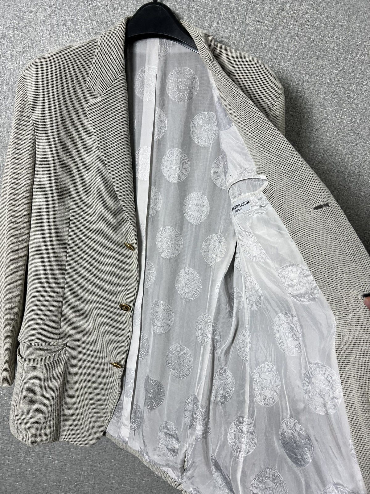 Versace Vintage Versace Classic V2 Rayon Blazer Jacket Size US M / EU 48-50 / 2 - 17 Thumbnail