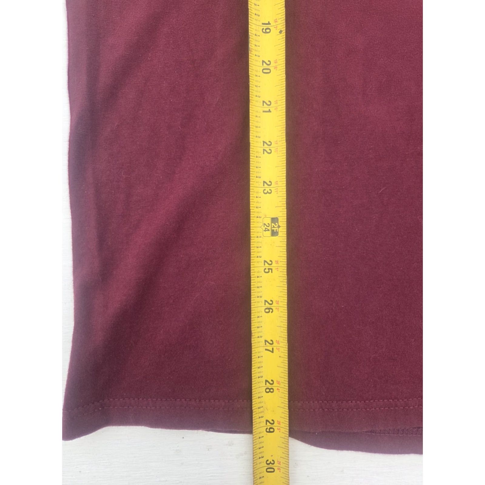 Vintage Columbia T-Shirt Mountain Graphic Maroon Mens Large Crew Neck Short Sleeve Cotton Double-Sided Regular Shirt Size US L / EU 52-54 / 3 - 7 Thumbnail
