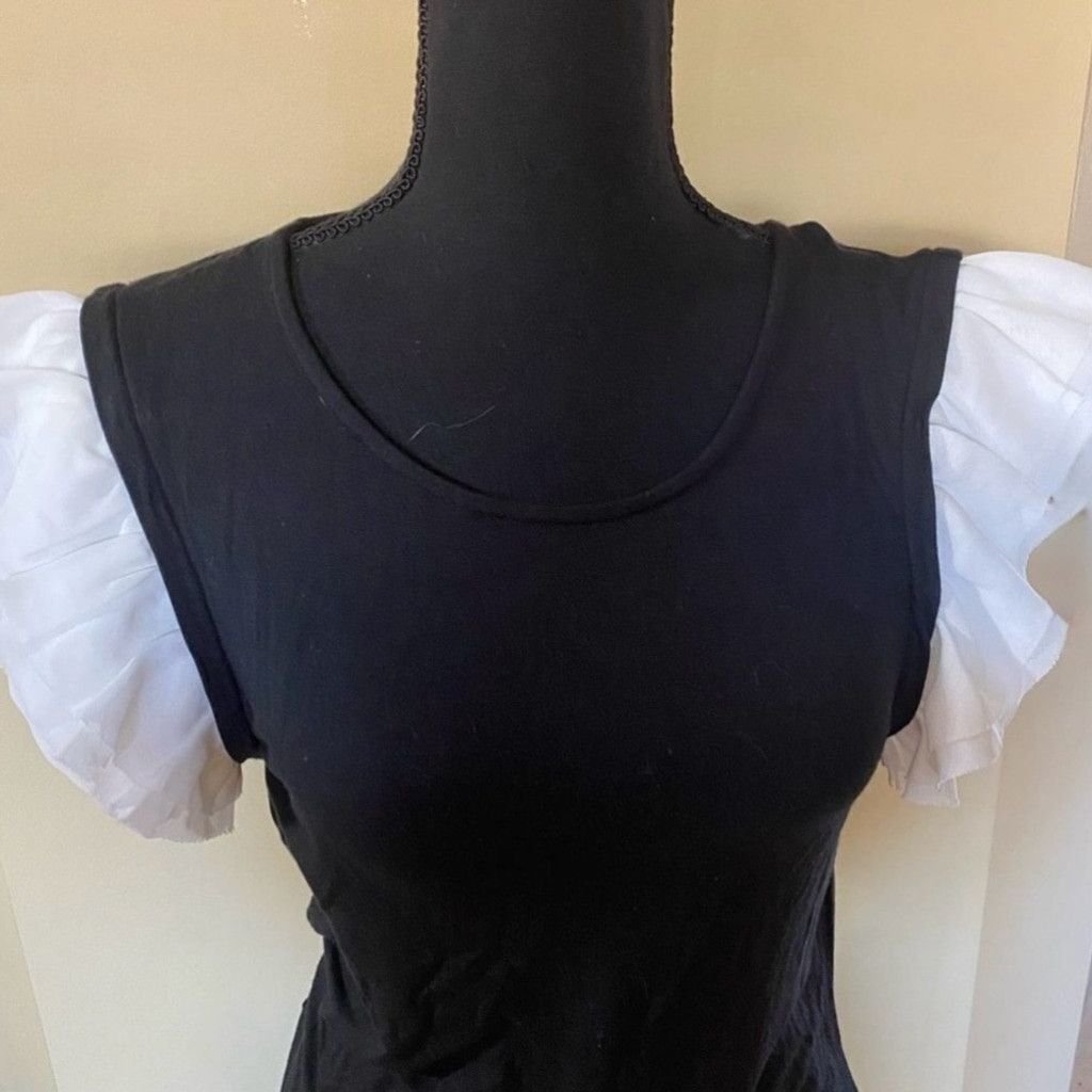 Victoria's Secret Victoria's Secret XS Black Top – White Layered Puff Sleeves Size XS / US 0-2 / IT 36-38 - 2 Thumbnail