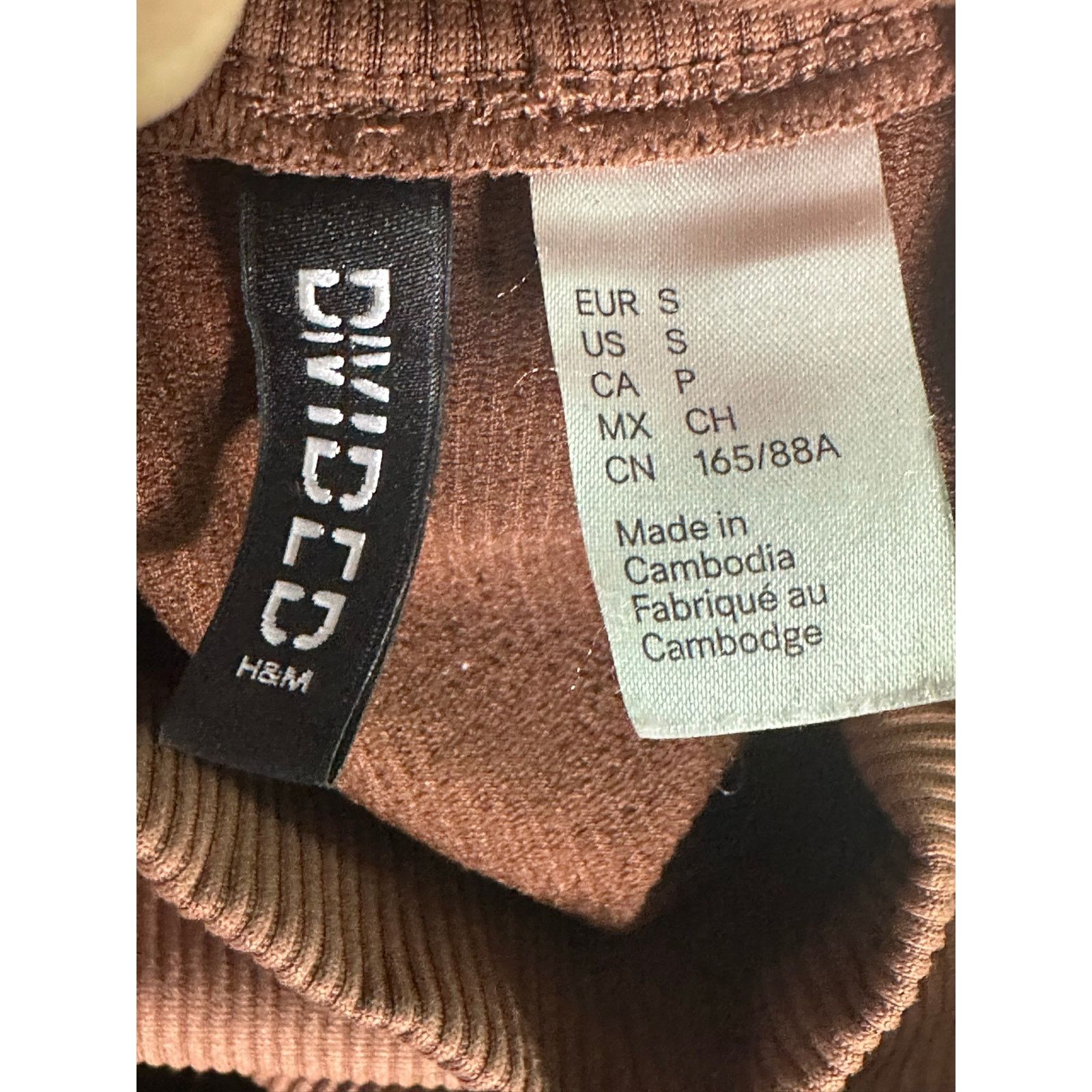 H&M H&M brown long sleeves crop top size Small Size S / US 4 / IT 40 - 3 Thumbnail