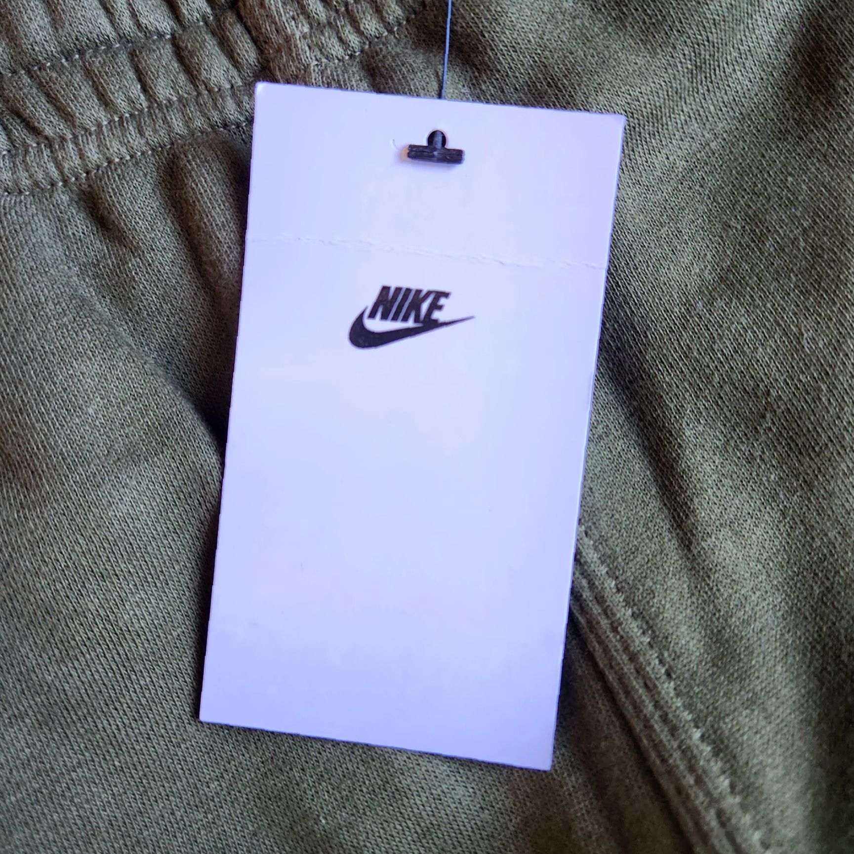 Nike Nike Sportswear Club Fleece Taper Leg Men's S Green Joggers Pants NWT 826431-327 Standard Fit Size US 29 - 2 Thumbnail