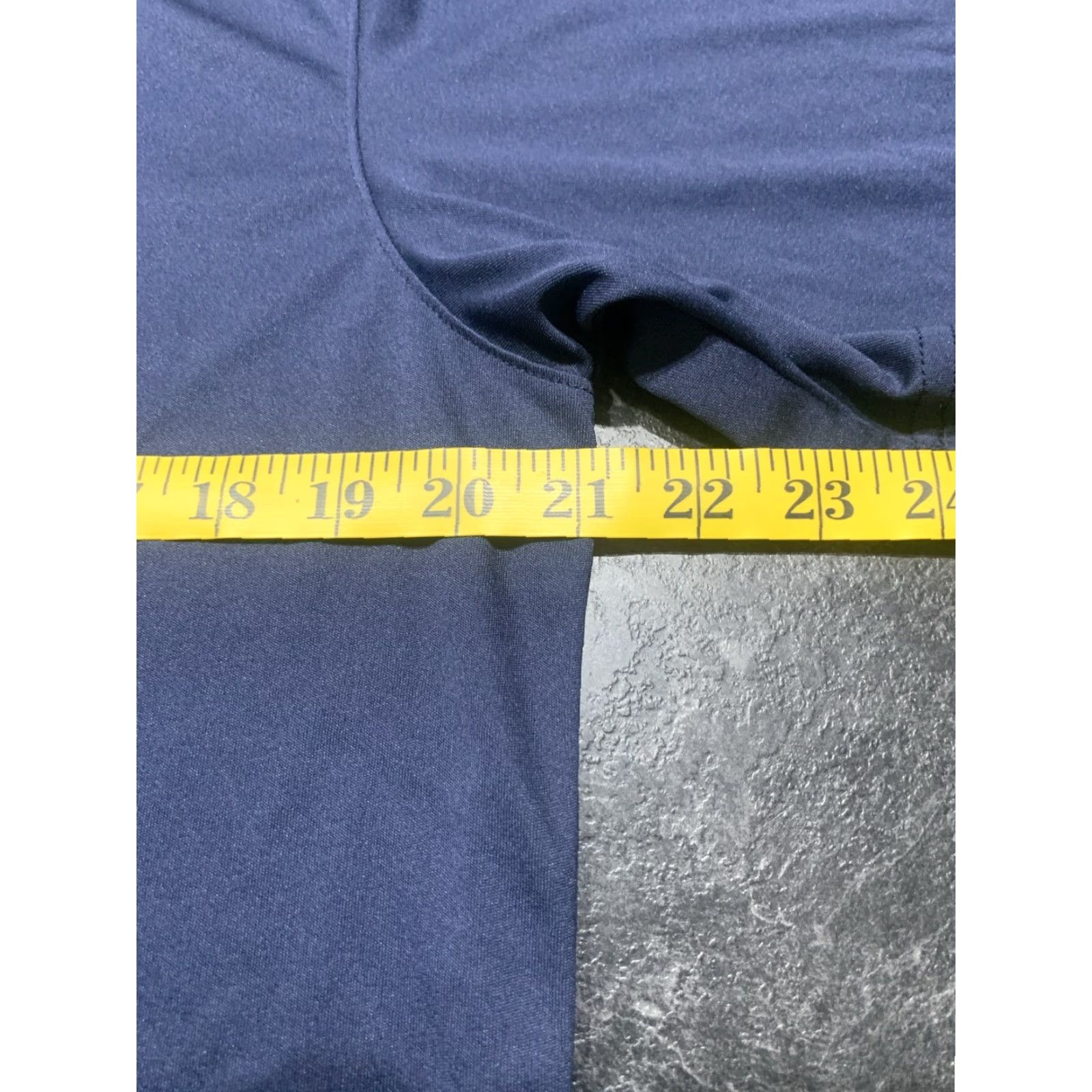 Under Armour VINTAGE Under Armour HeatGear Basketball T-Shirt Men’s Medium Crew Neck Short Sleeve Activewear Blue Size US M / EU 48-50 / 2 - 7 Thumbnail