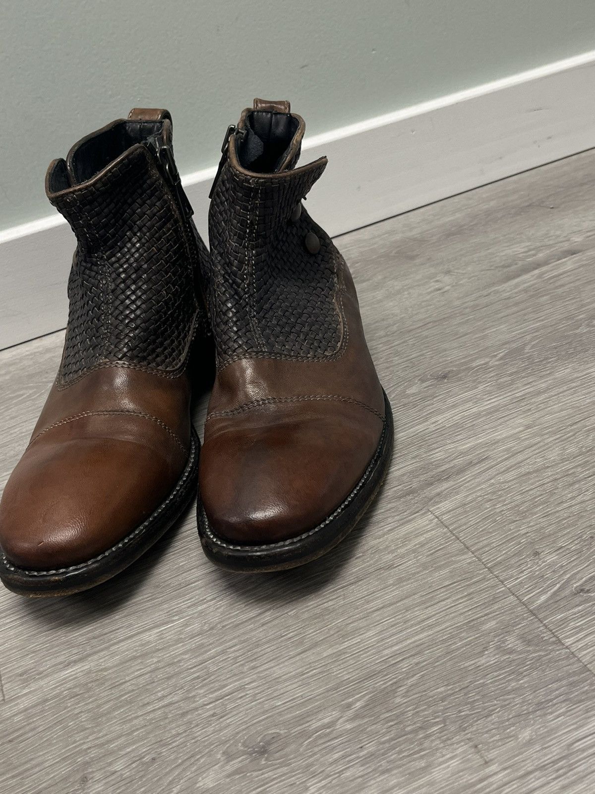 John Varvatos Summer Button Leather Boot. 9.5 Size US 9.5 / EU 42-43 - 8 Thumbnail