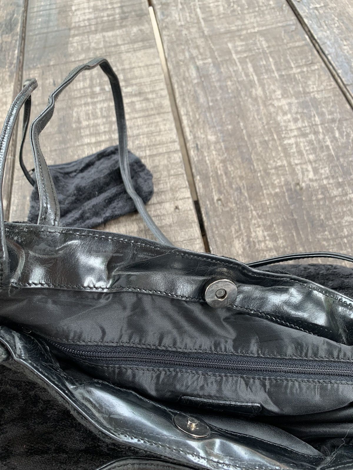 Givenchy Givenchy hand bag rare design Size ONE SIZE - 16 Thumbnail