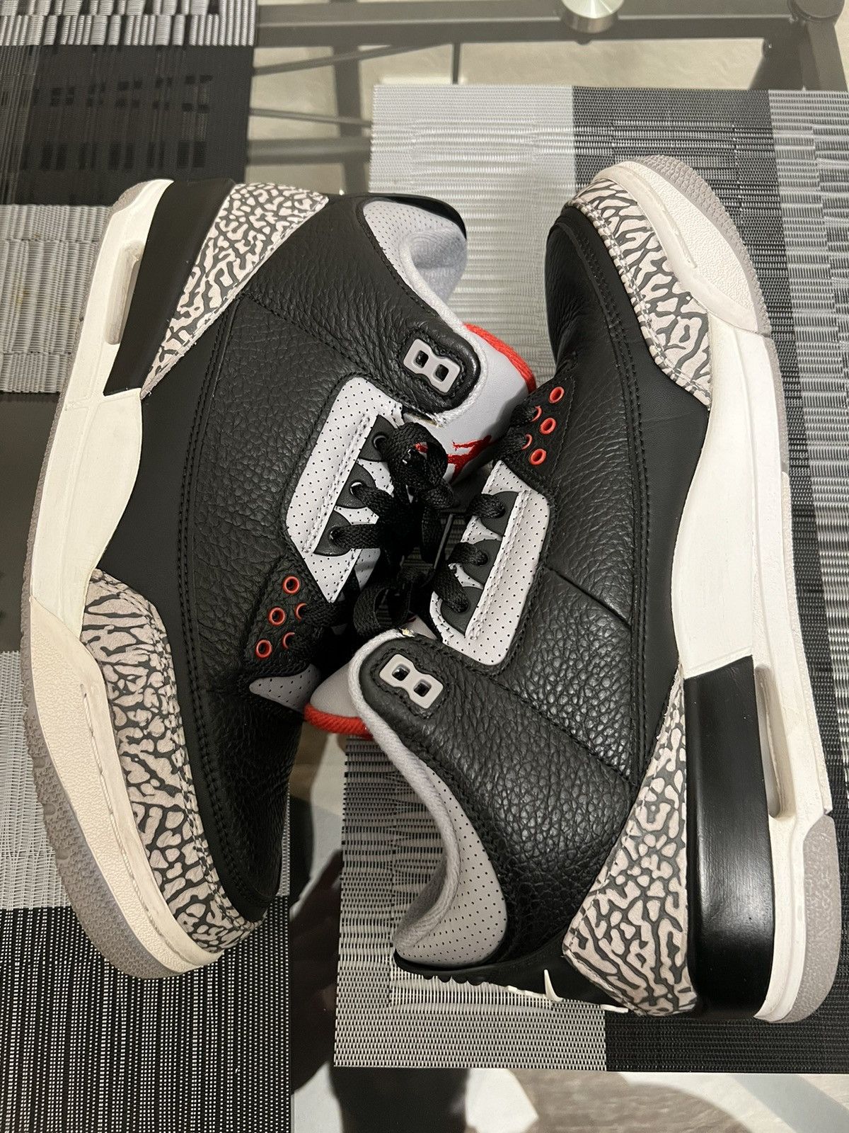 Jordan Brand × Nike Jordan 3 black cement(2018) Size US 10 / EU 43 - 2 Thumbnail