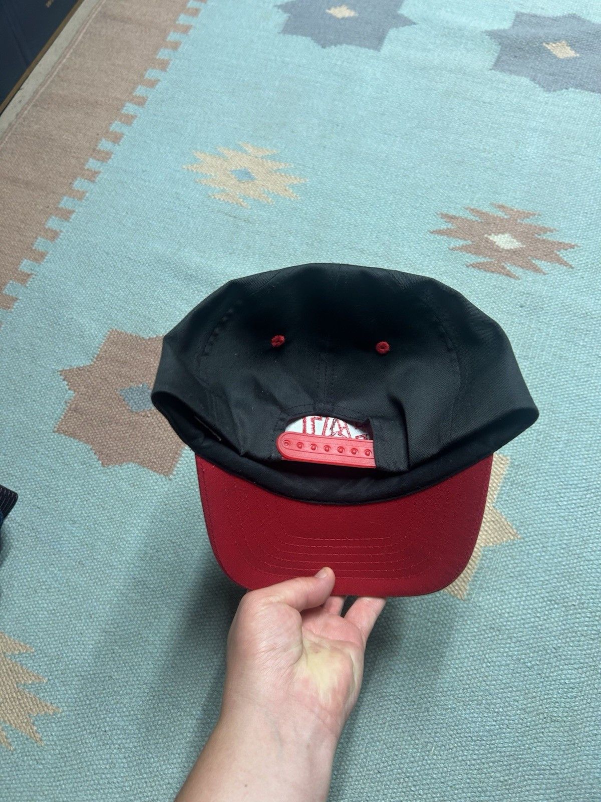 Vintage Vintage SnapBack hat Cat caterpillar red 2 tone construction Size ONE SIZE - 4 Thumbnail