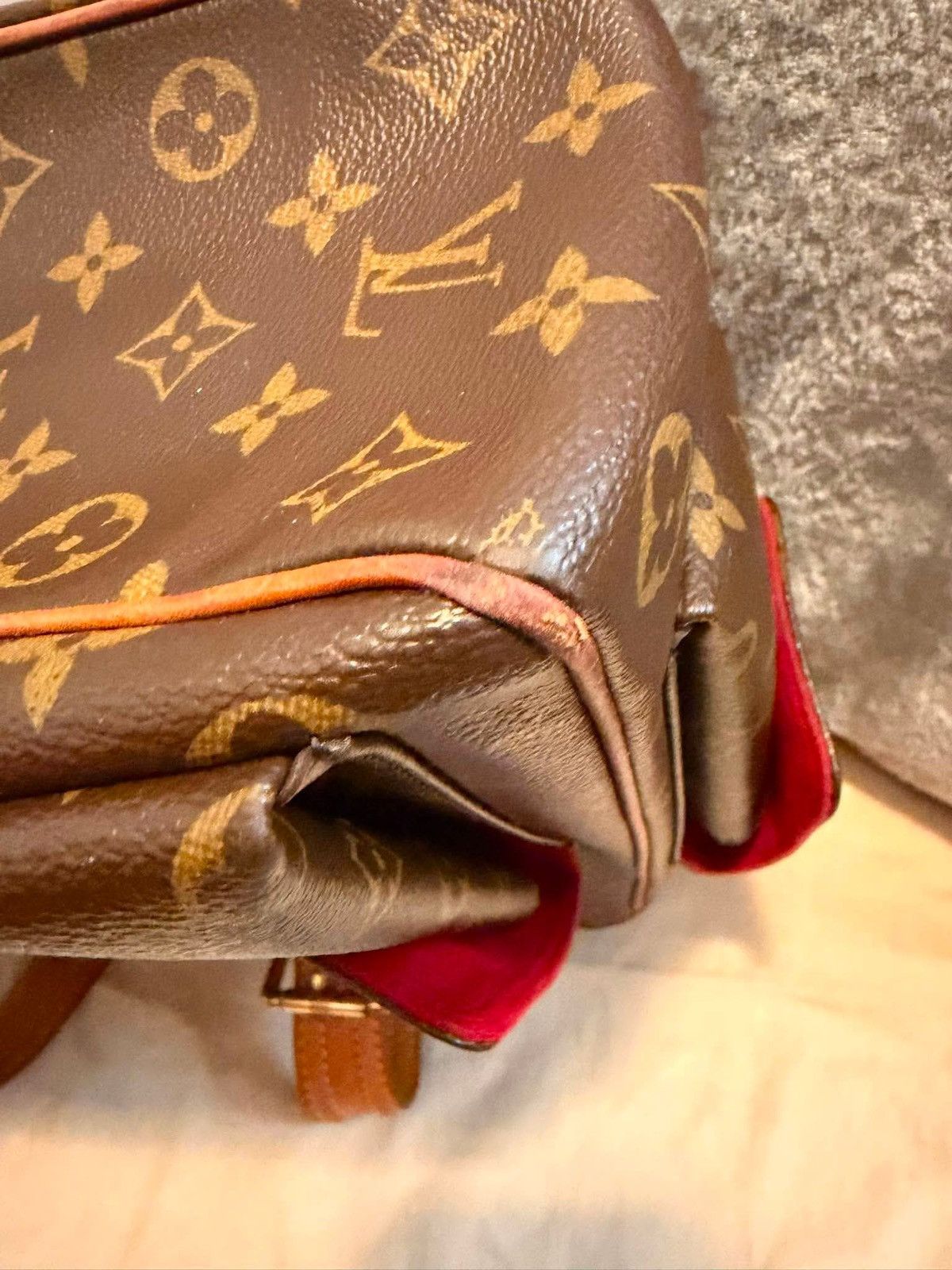 Louis Vuitton Louis Vuitton Multipli-Cité Monogram Bag Size ONE SIZE - 5 Thumbnail